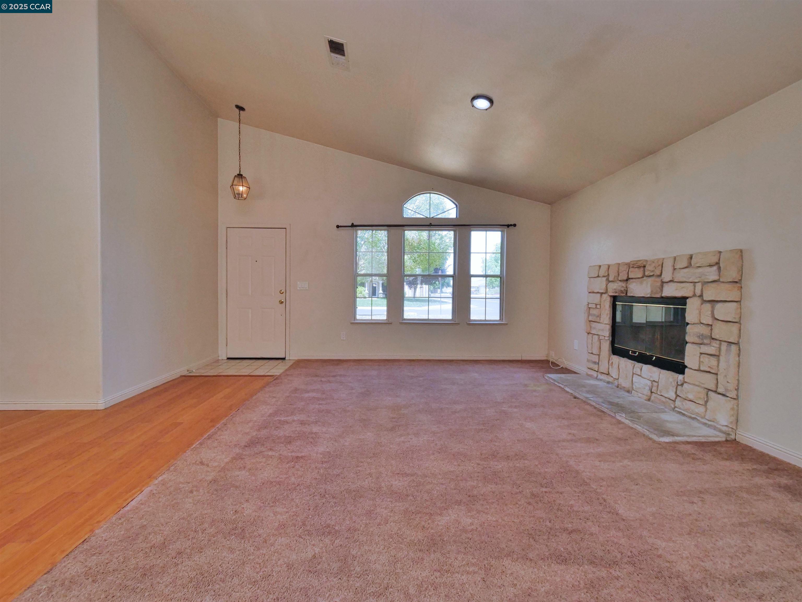 Detail Gallery Image 8 of 60 For 4300 Cannington Lane, Salida,  CA 95368-9726 - 4 Beds | 2 Baths
