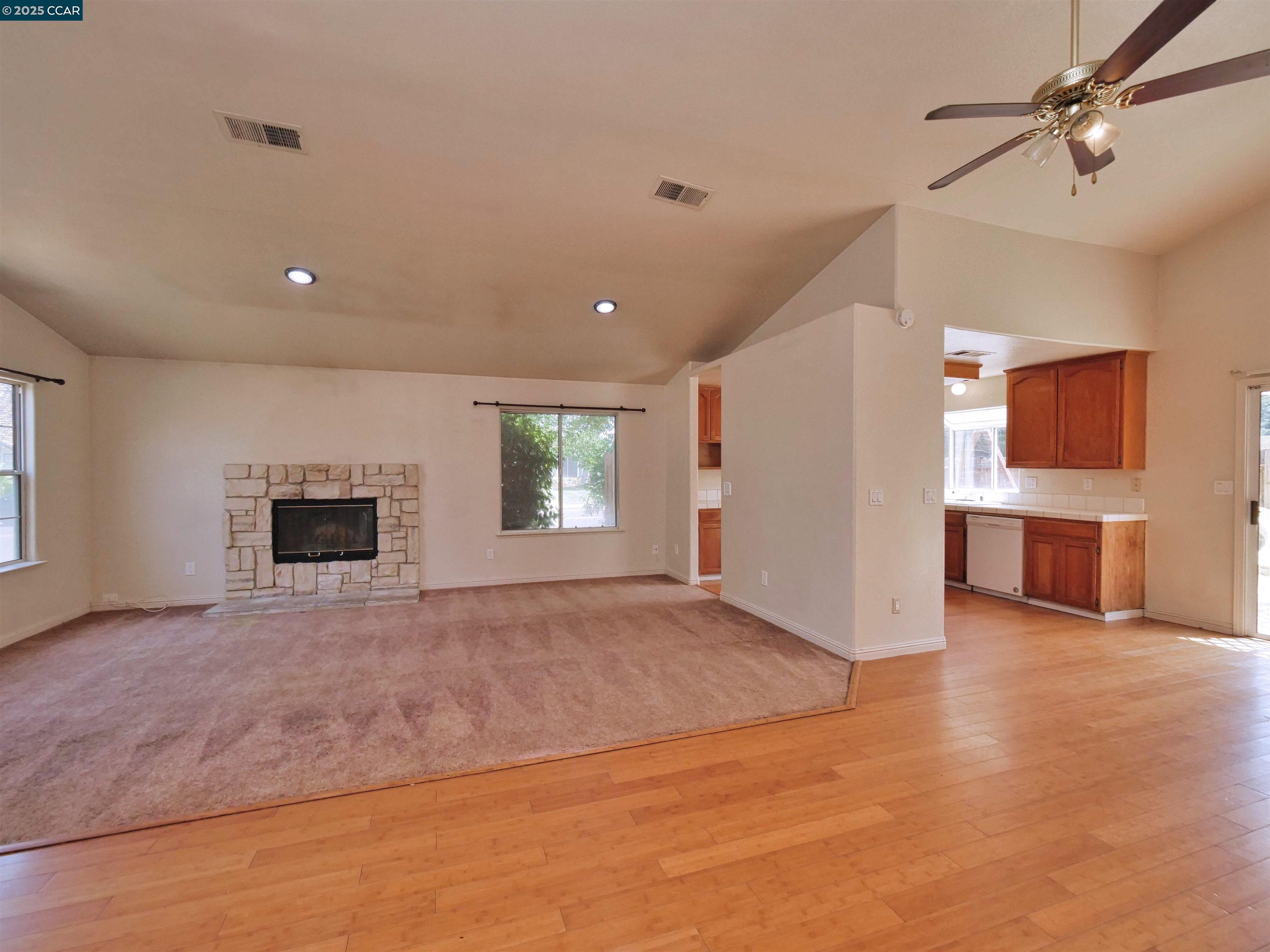 Detail Gallery Image 10 of 60 For 4300 Cannington Lane, Salida,  CA 95368-9726 - 4 Beds | 2 Baths