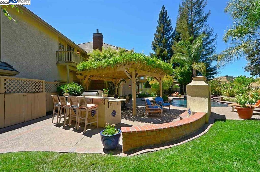 Detail Gallery Image 16 of 17 For 5045 Blackhawk Dr., Danville,  CA 94506 - 4 Beds | 3 Baths