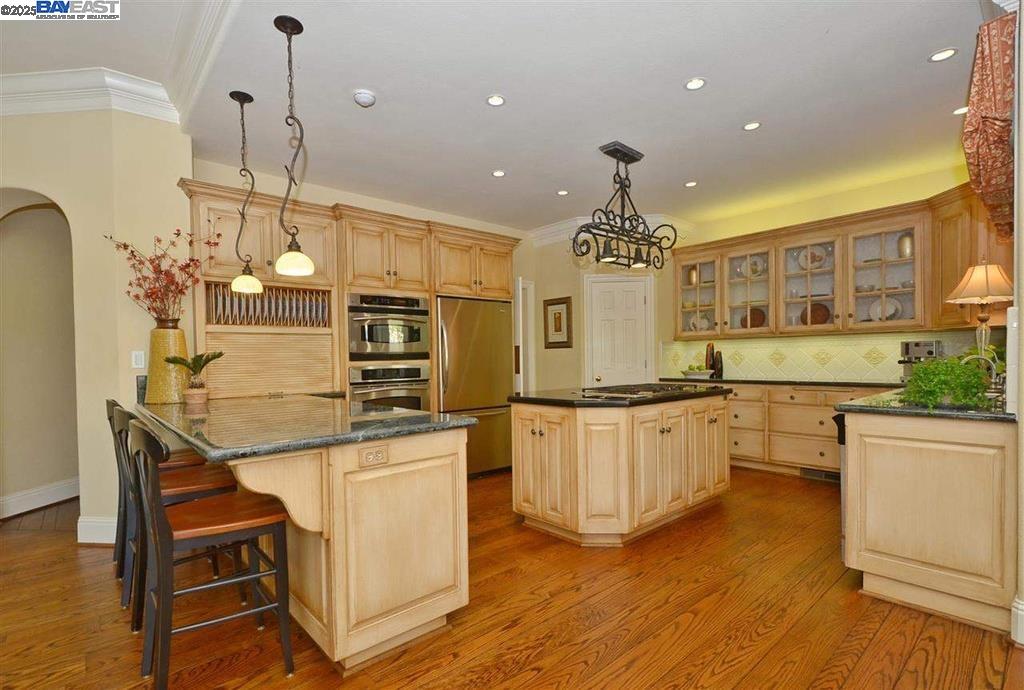 Detail Gallery Image 6 of 17 For 5045 Blackhawk Dr., Danville,  CA 94506 - 4 Beds | 3 Baths