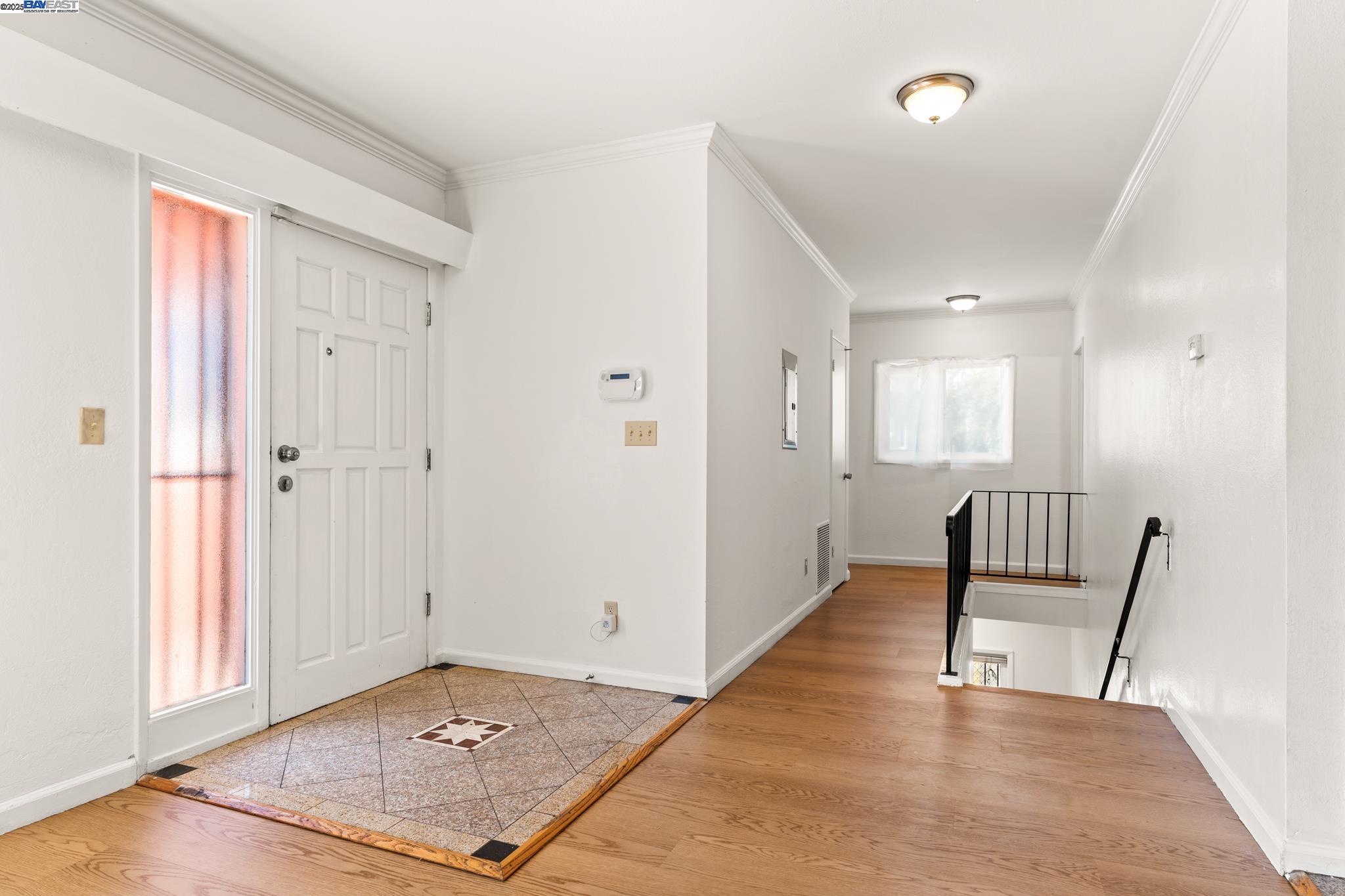 Detail Gallery Image 23 of 49 For 1015 82nd Ave, Oakland,  CA 94621 - 5 Beds | 3 Baths