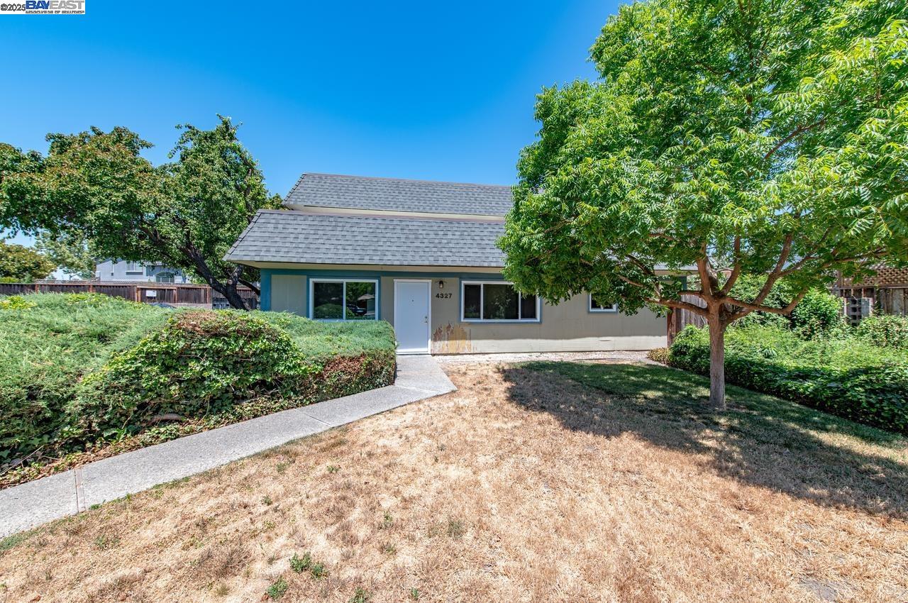 4327 Fairlands Dr, Pleasanton, California 94588, ,Commercial Sale,For Sale,4327 Fairlands Dr,41106686