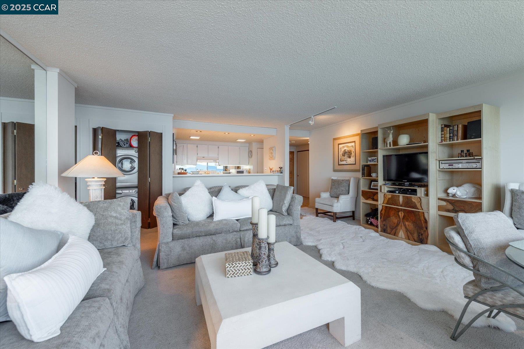 9200 Brockway Springs Dr # 68, Kings Beach, California 96143, 3 Bedrooms Bedrooms, 9 Rooms Rooms,2 BathroomsBathrooms,Residential,For Sale,9200 Brockway Springs Dr # 68,41106687