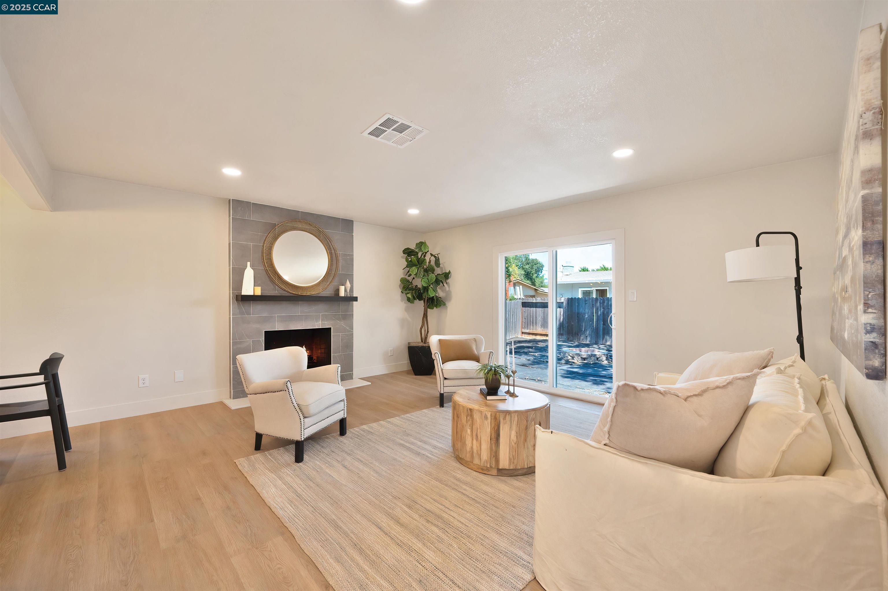 1813 Woodacre Way, Roseville, California 95661, 3 Bedrooms Bedrooms, ,2 BathroomsBathrooms,Residential,For Sale,1813 Woodacre Way,41106688