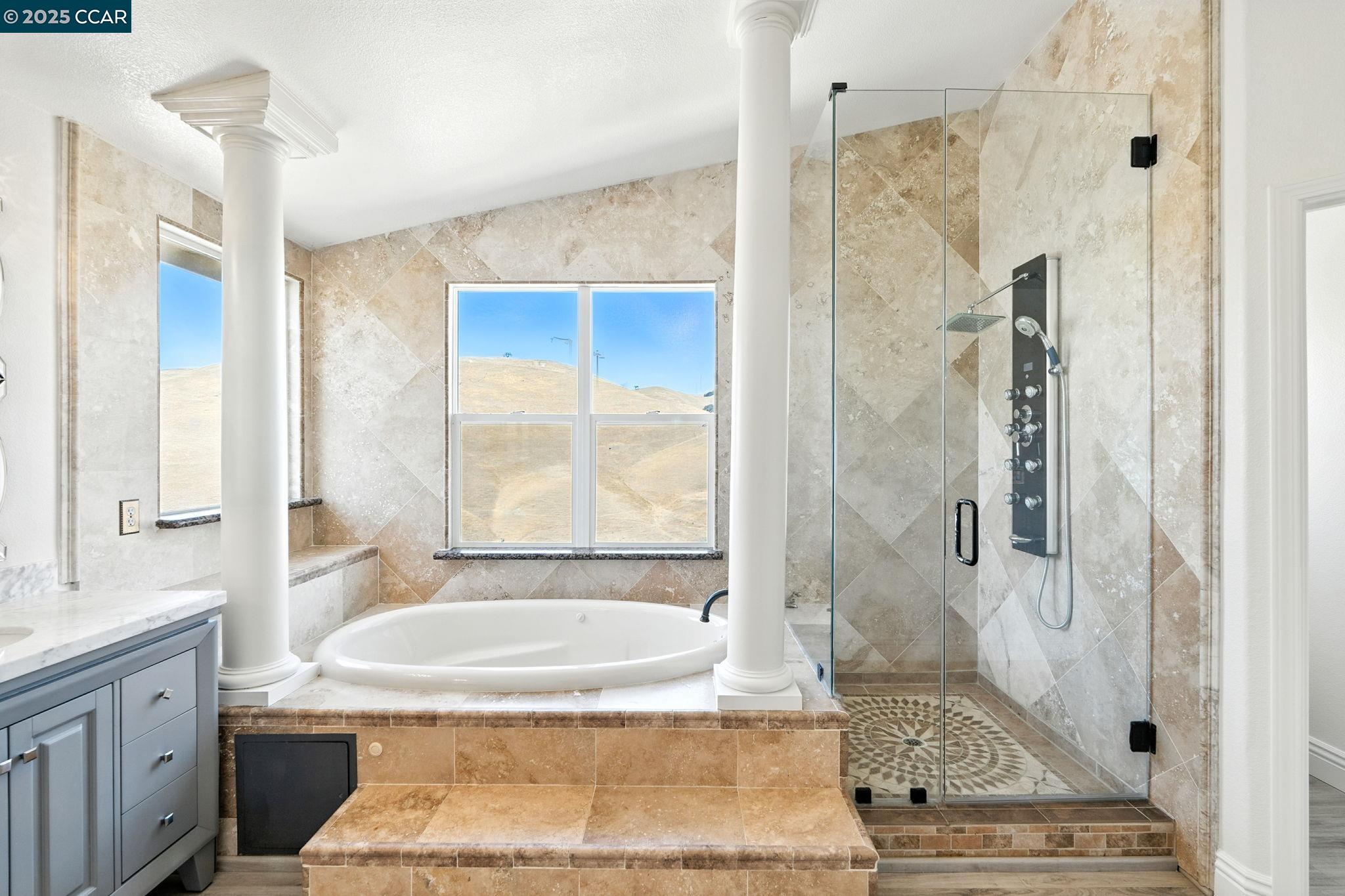 Detail Gallery Image 32 of 55 For 1023 Pebble Beach Dr, Clayton,  CA 94517 - 5 Beds | 3/1 Baths