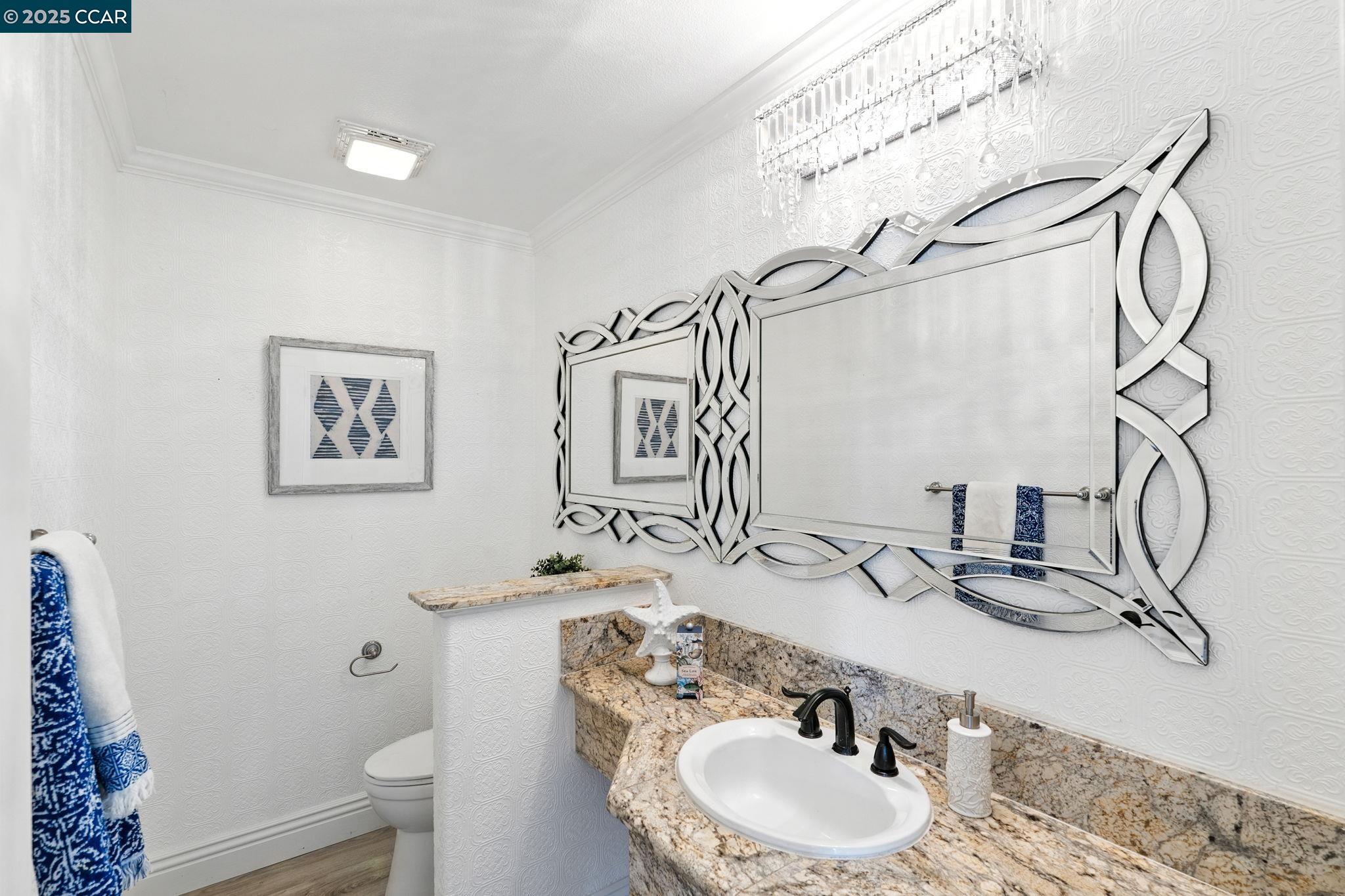 Detail Gallery Image 7 of 55 For 1023 Pebble Beach Dr, Clayton,  CA 94517 - 5 Beds | 3/1 Baths