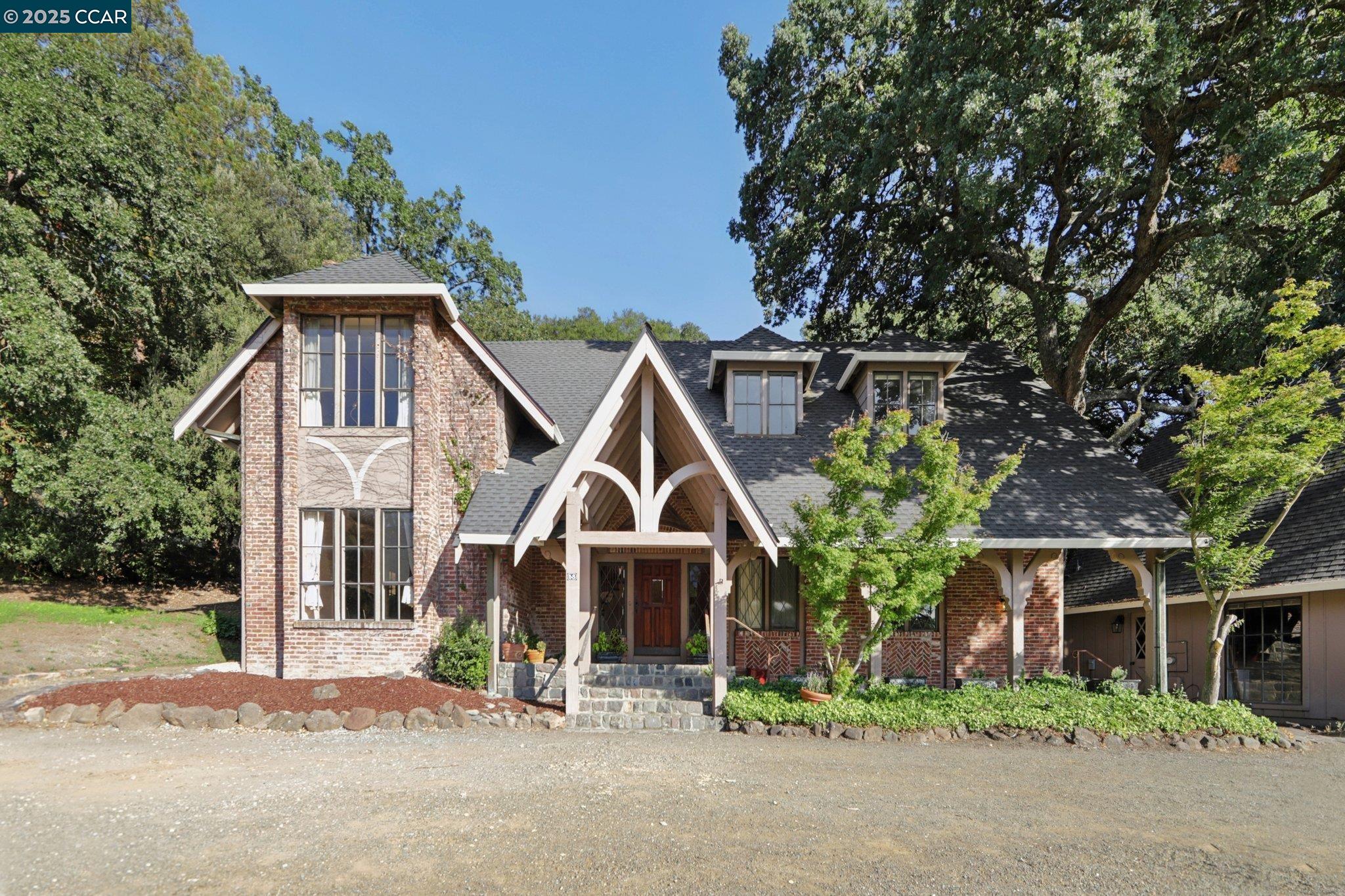 58 Saint Andrews Ln, Alamo, California 94507, 5 Bedrooms Bedrooms, 12 Rooms Rooms,4 BathroomsBathrooms,Residential Lease,For Rent,58 Saint Andrews Ln,41106691