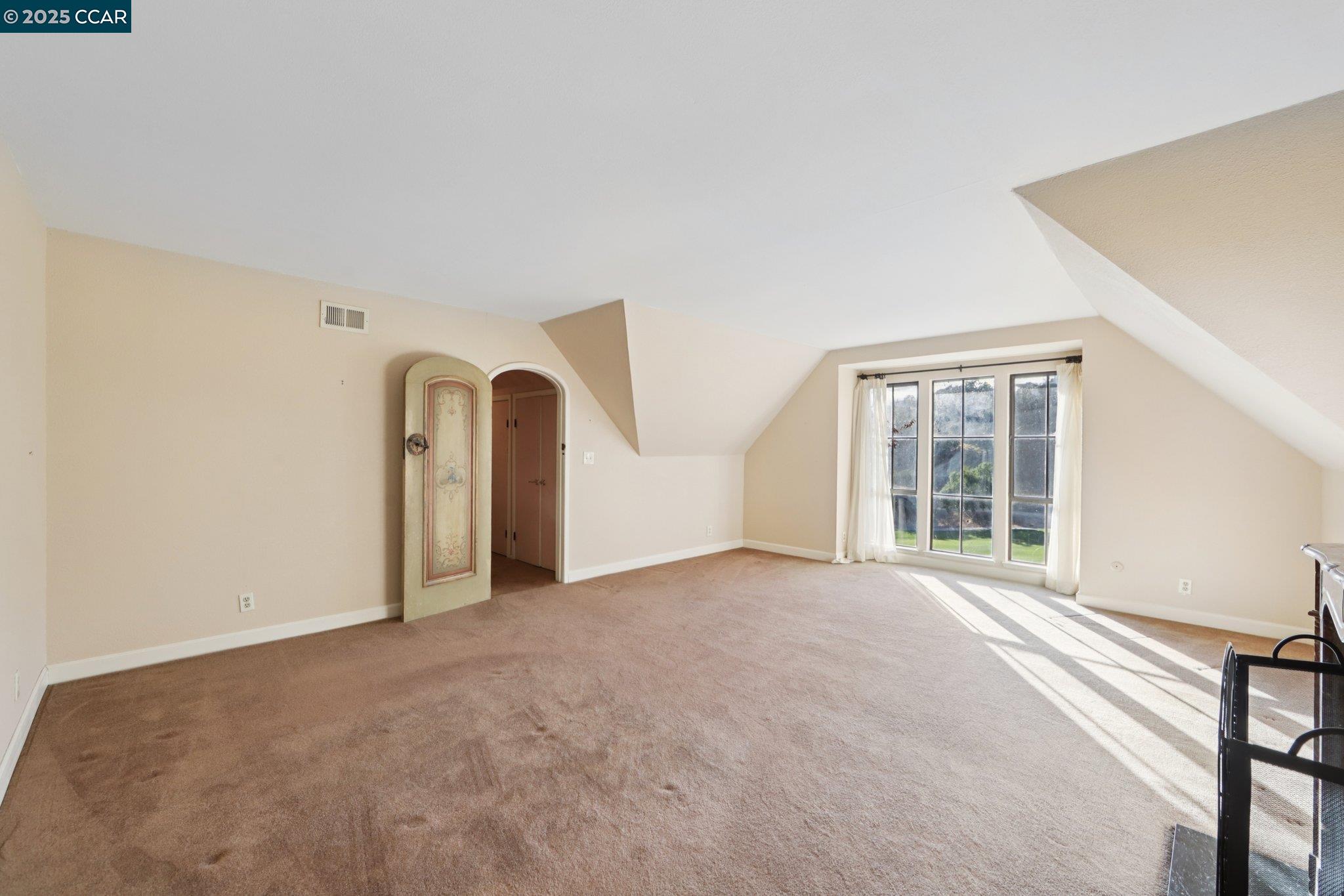 58 Saint Andrews Ln, Alamo, California 94507, 5 Bedrooms Bedrooms, 12 Rooms Rooms,4 BathroomsBathrooms,Residential Lease,For Rent,58 Saint Andrews Ln,41106691