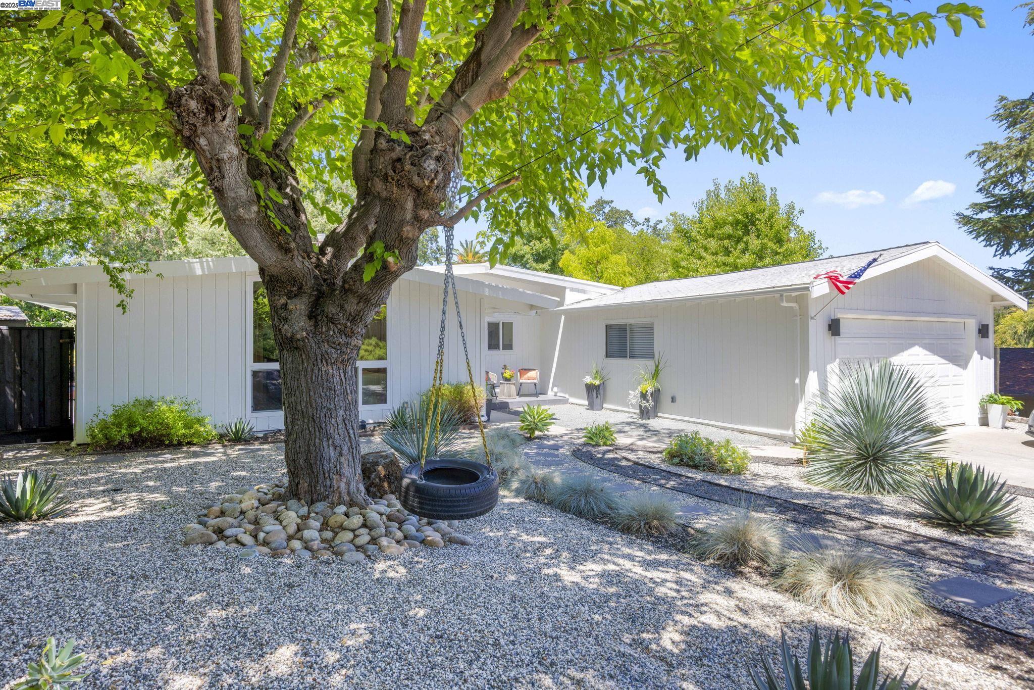 4525 Entrada Ct, Pleasanton, California 94566, 3 Bedrooms Bedrooms, 7 Rooms Rooms,2 BathroomsBathrooms,Residential,For Sale,4525 Entrada Ct,41106692