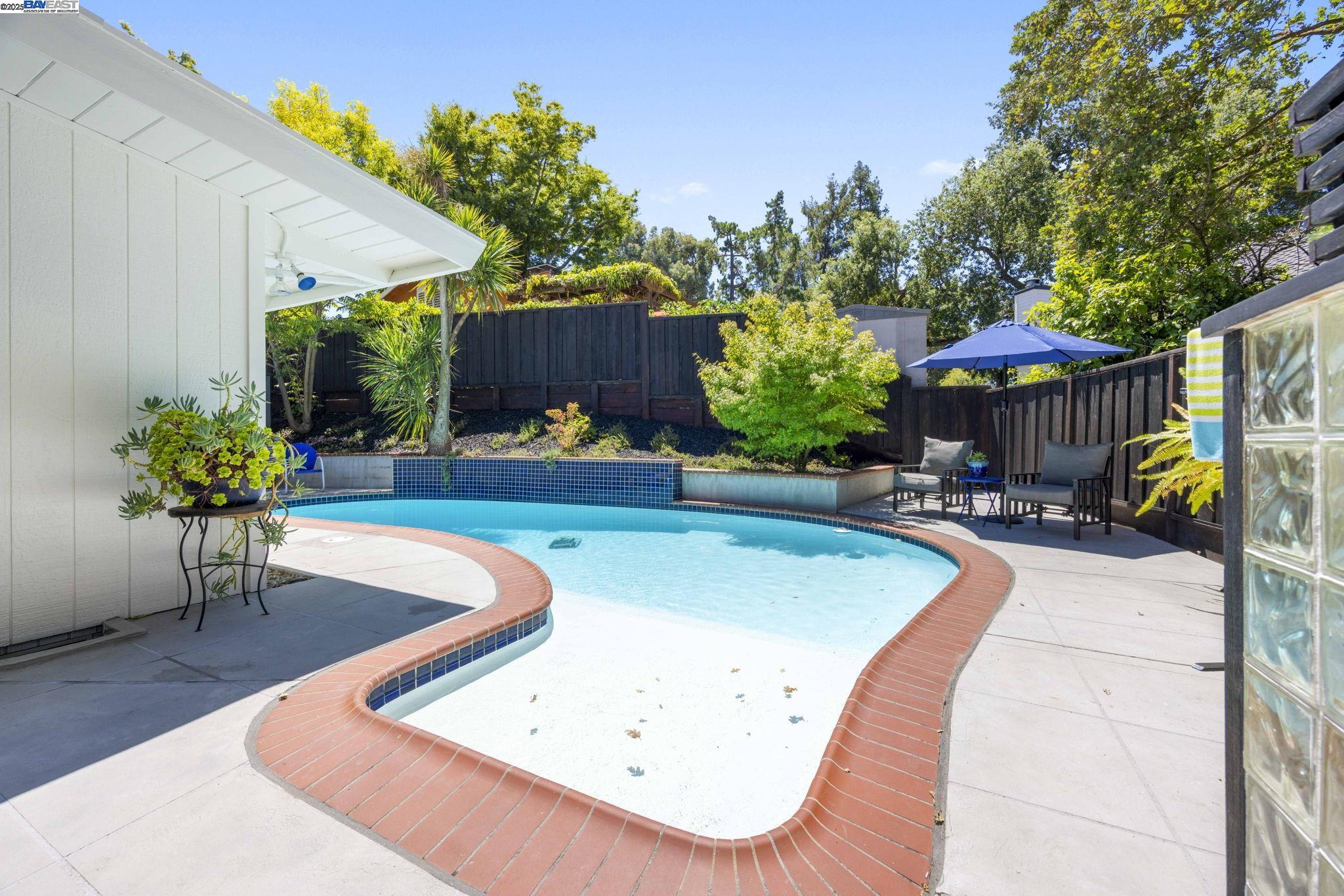 4525 Entrada Ct, Pleasanton, California 94566, 3 Bedrooms Bedrooms, 7 Rooms Rooms,2 BathroomsBathrooms,Residential,For Sale,4525 Entrada Ct,41106692