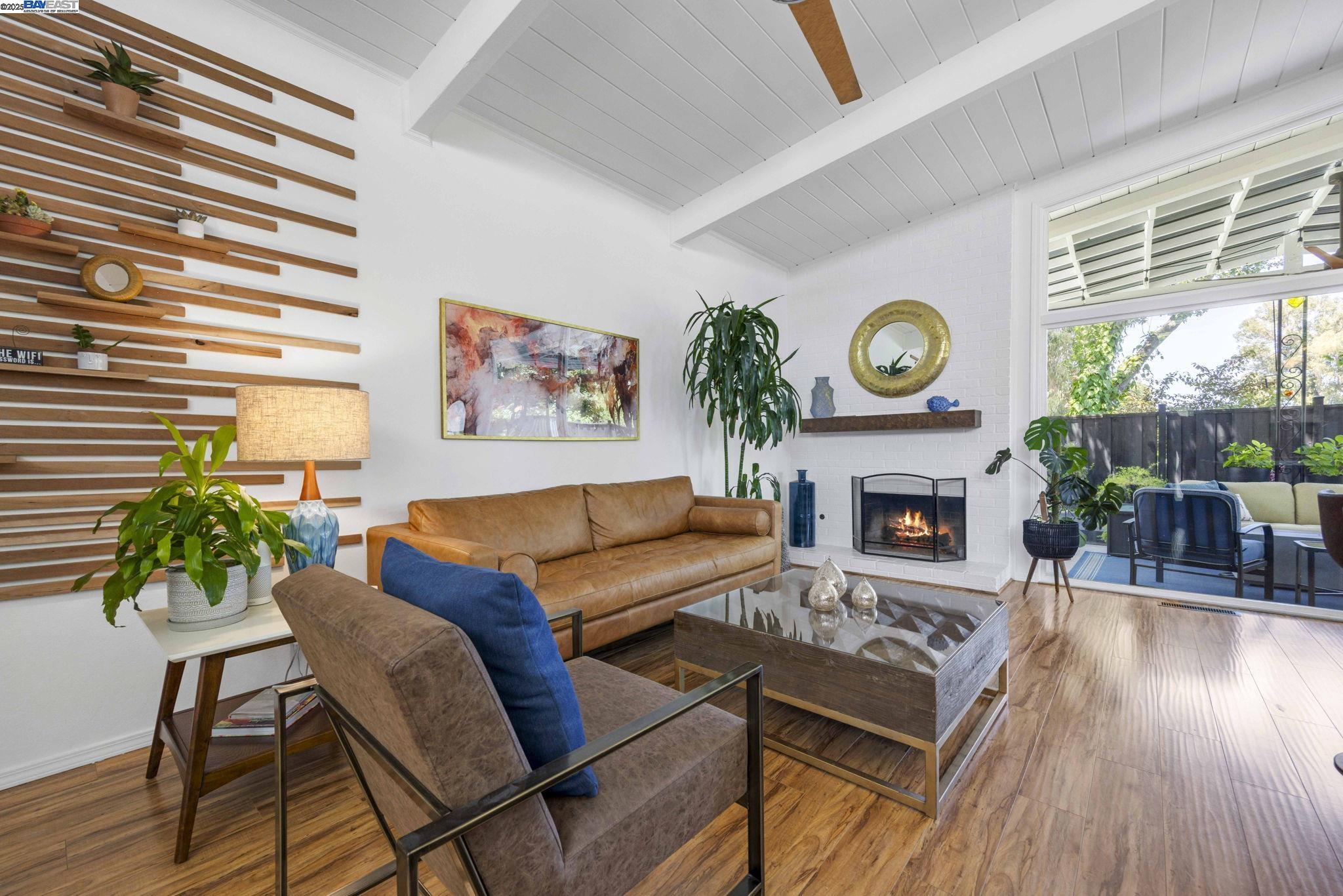 4525 Entrada Ct, Pleasanton, California 94566, 3 Bedrooms Bedrooms, 7 Rooms Rooms,2 BathroomsBathrooms,Residential,For Sale,4525 Entrada Ct,41106692