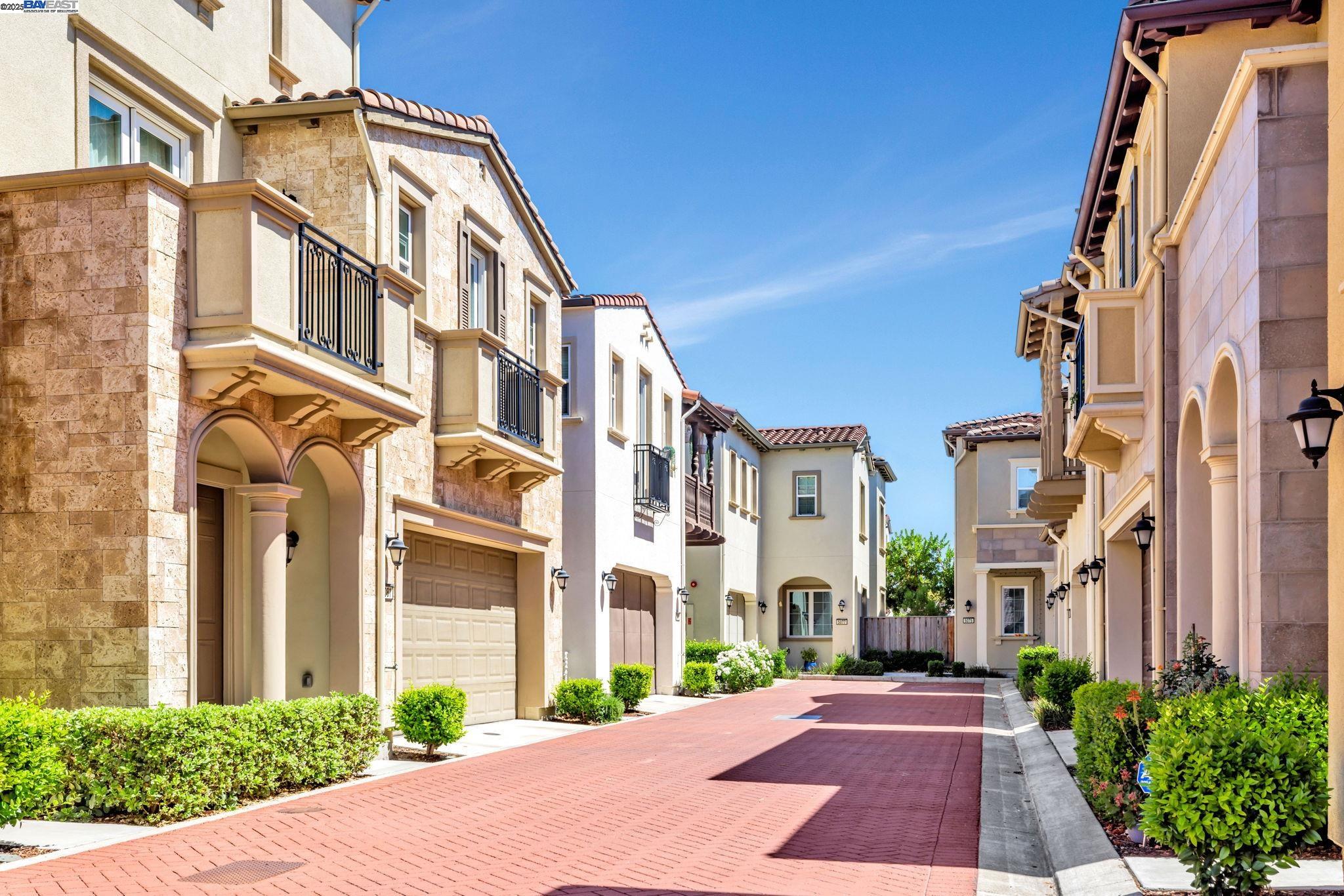5079 Rowan Dr, San Ramon, California 94582, 4 Bedrooms Bedrooms, 9 Rooms Rooms,3 BathroomsBathrooms,Residential,For Sale,5079 Rowan Dr,41106694