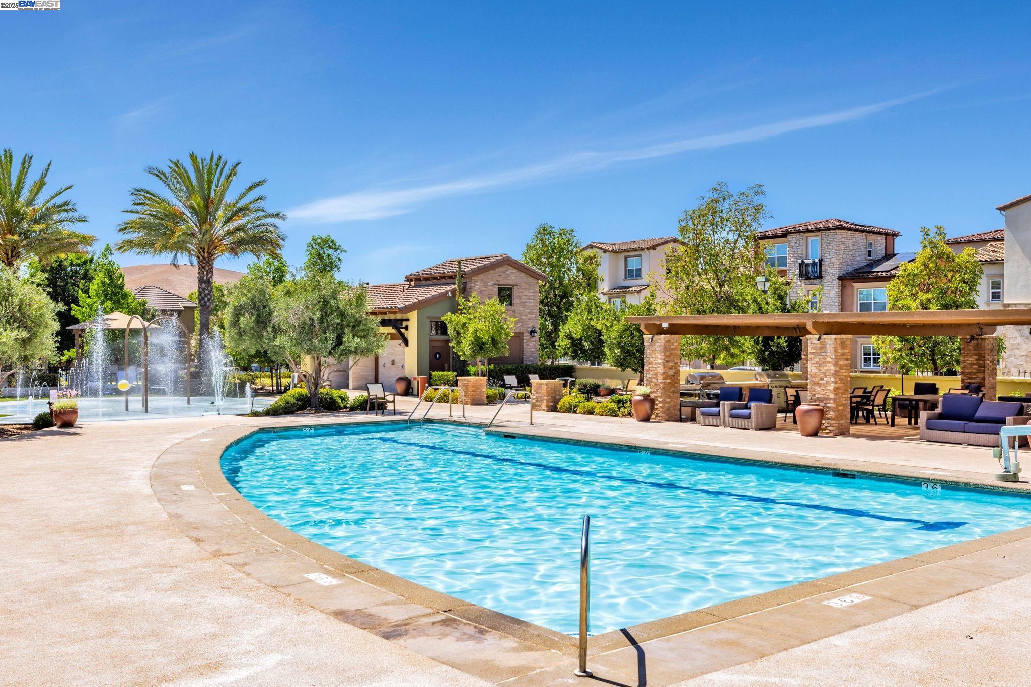 5079 Rowan Dr, San Ramon, California 94582, 4 Bedrooms Bedrooms, 9 Rooms Rooms,3 BathroomsBathrooms,Residential,For Sale,5079 Rowan Dr,41106694