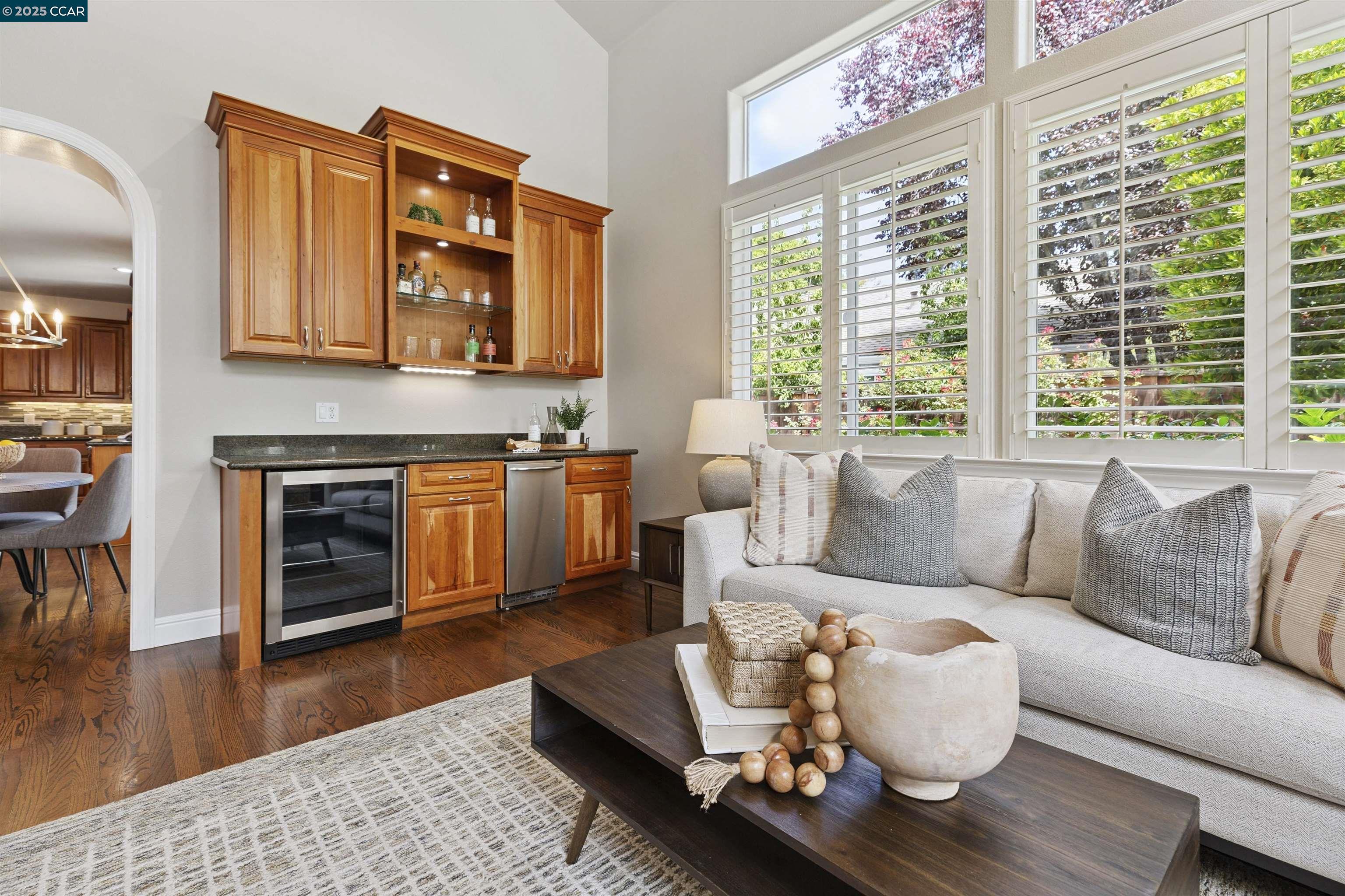 61 Corte Maria, Moraga, California 94556, 5 Bedrooms Bedrooms, 11 Rooms Rooms,3 BathroomsBathrooms,Residential,For Sale,61 Corte Maria,41106699
