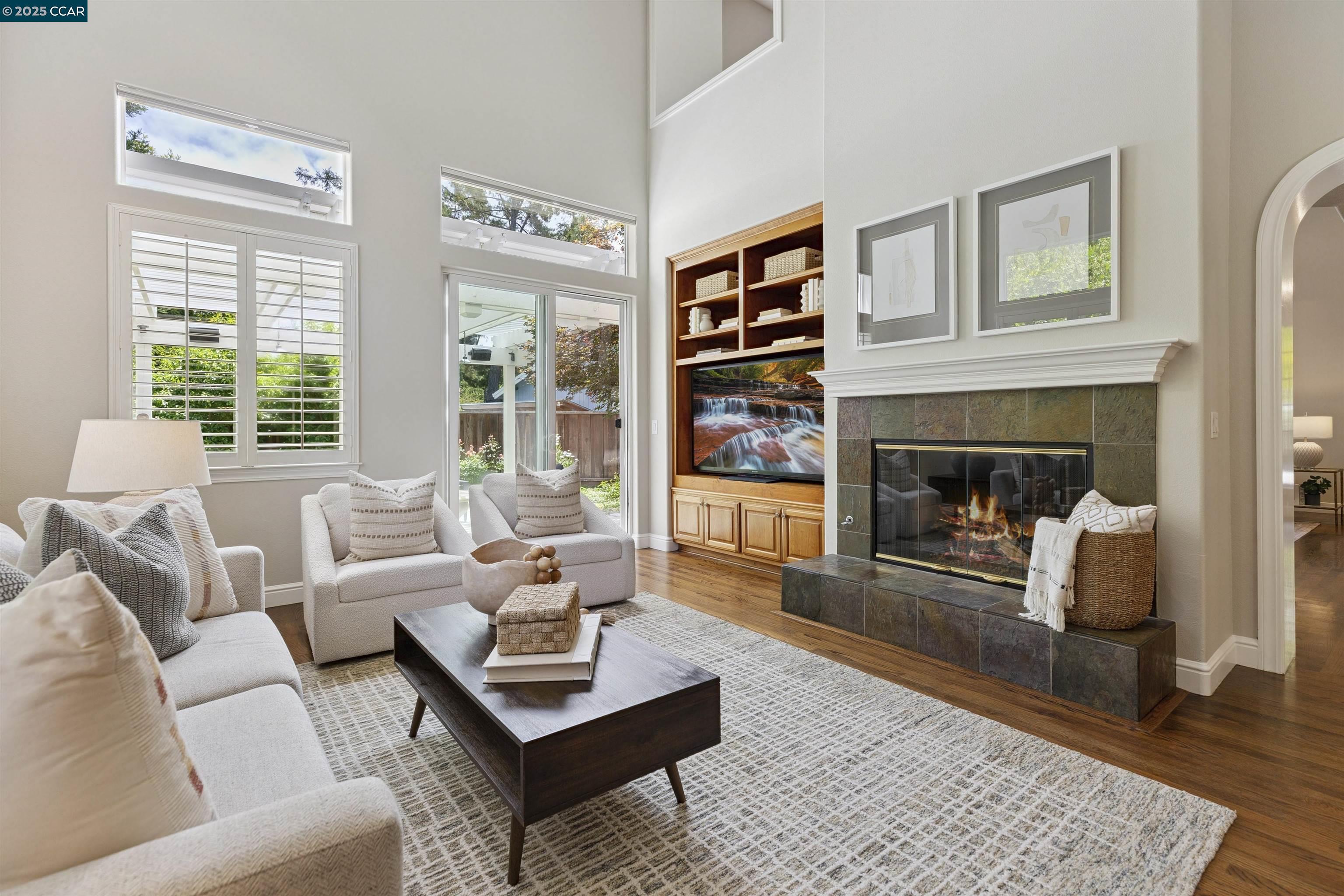 61 Corte Maria, Moraga, California 94556, 5 Bedrooms Bedrooms, 11 Rooms Rooms,3 BathroomsBathrooms,Residential,For Sale,61 Corte Maria,41106699