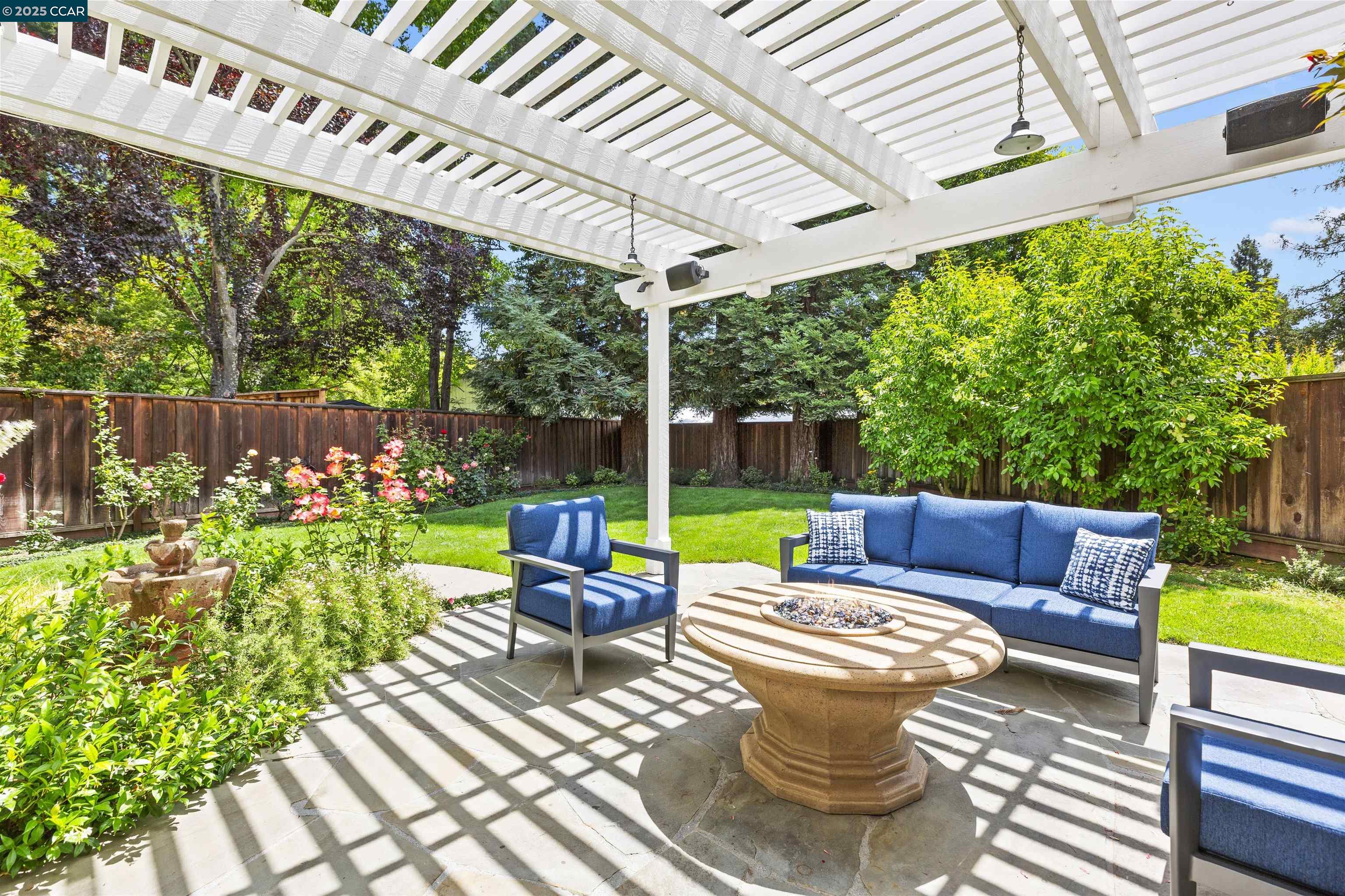 61 Corte Maria, Moraga, California 94556, 5 Bedrooms Bedrooms, 11 Rooms Rooms,3 BathroomsBathrooms,Residential,For Sale,61 Corte Maria,41106699