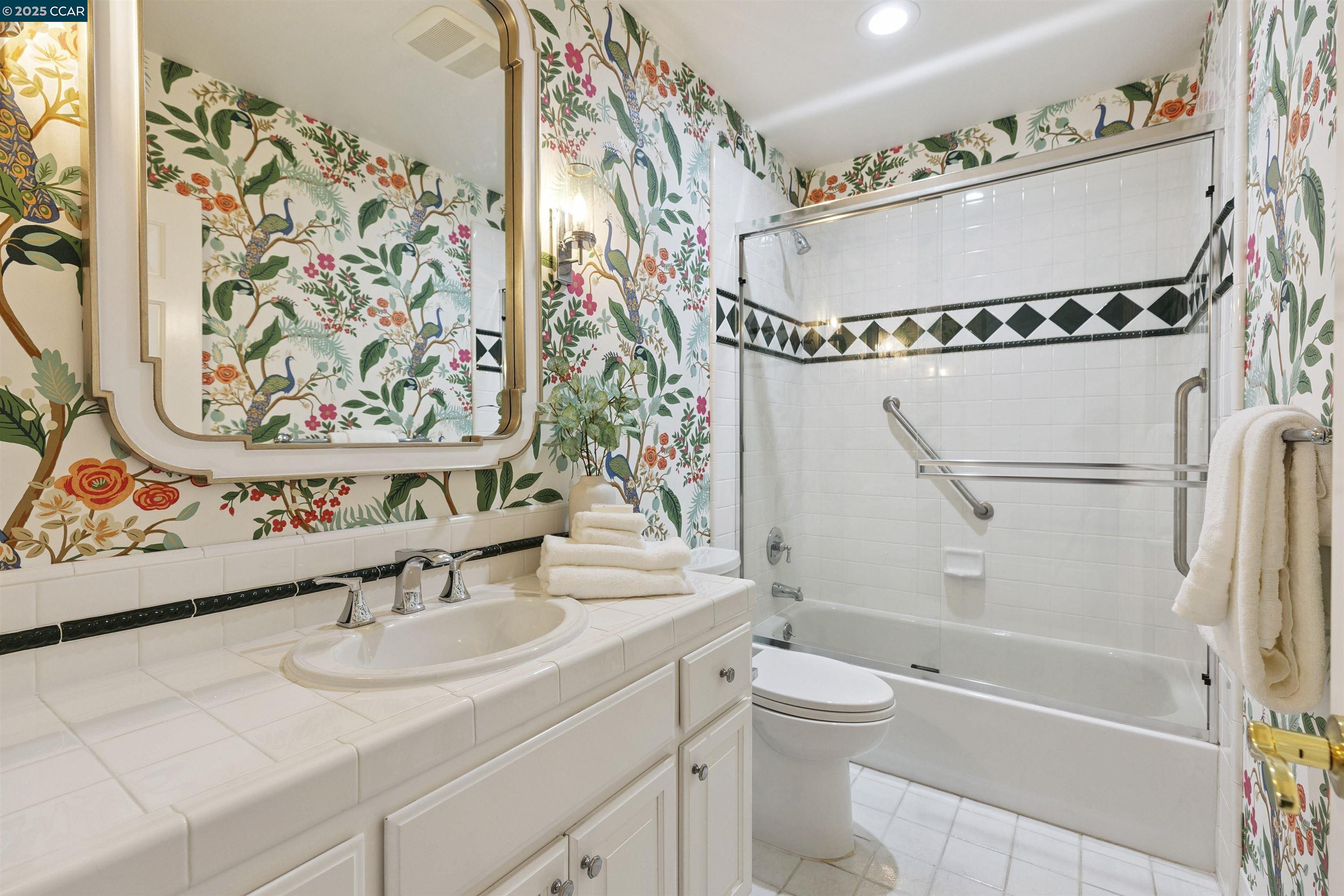 61 Corte Maria, Moraga, California 94556, 5 Bedrooms Bedrooms, 11 Rooms Rooms,3 BathroomsBathrooms,Residential,For Sale,61 Corte Maria,41106699