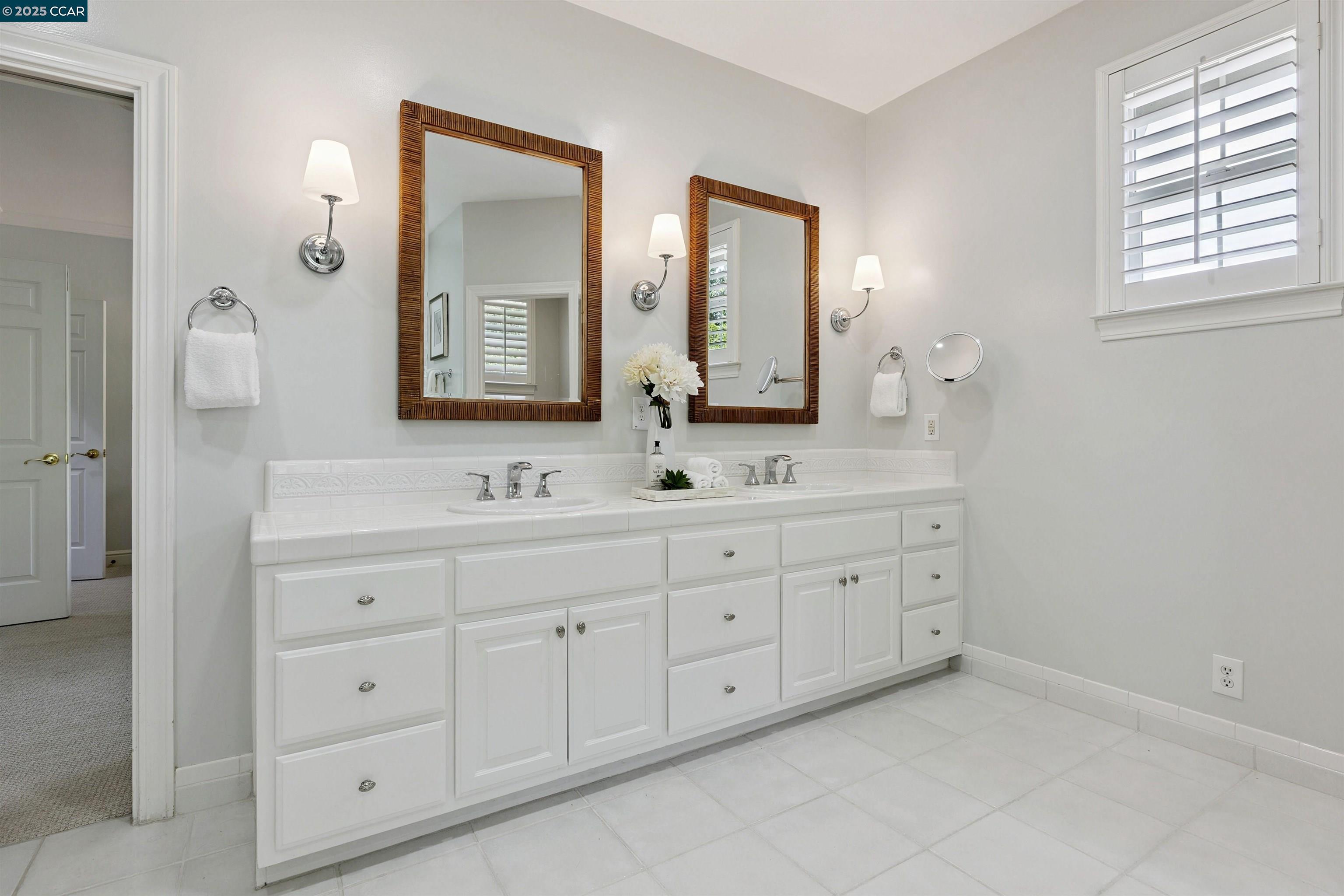 61 Corte Maria, Moraga, California 94556, 5 Bedrooms Bedrooms, 11 Rooms Rooms,3 BathroomsBathrooms,Residential,For Sale,61 Corte Maria,41106699