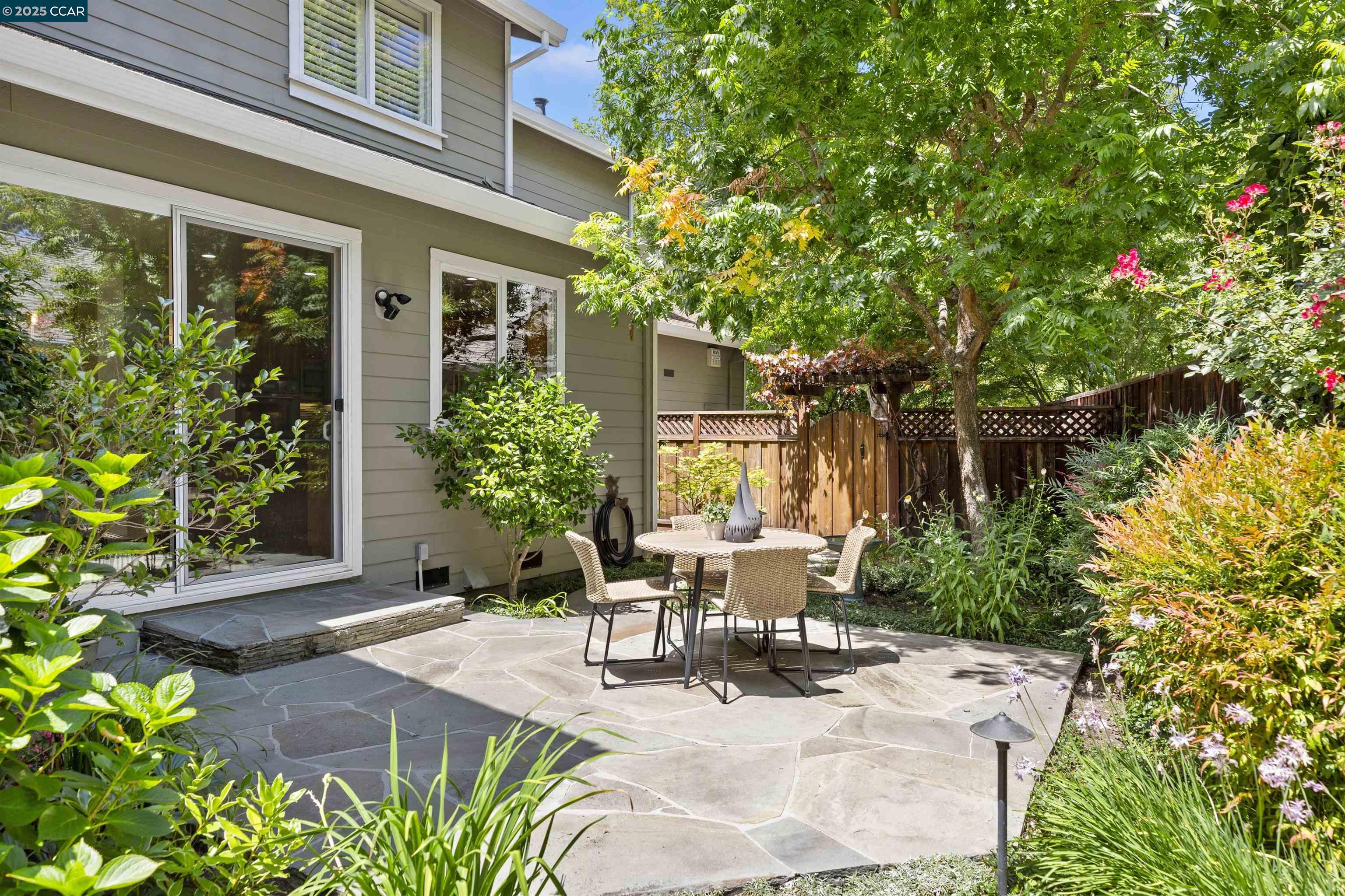 61 Corte Maria, Moraga, California 94556, 5 Bedrooms Bedrooms, 11 Rooms Rooms,3 BathroomsBathrooms,Residential,For Sale,61 Corte Maria,41106699