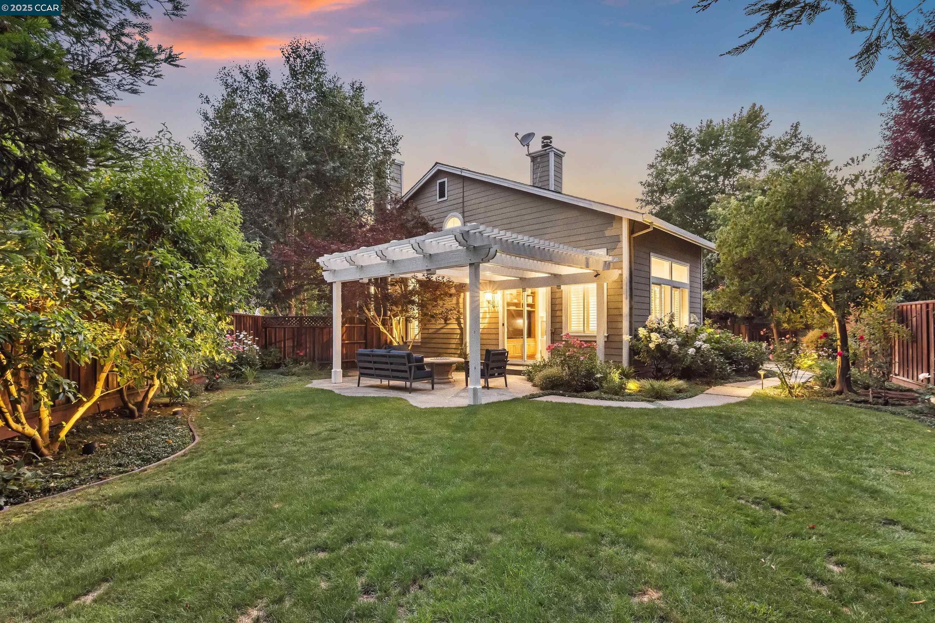 61 Corte Maria, Moraga, California 94556, 5 Bedrooms Bedrooms, 11 Rooms Rooms,3 BathroomsBathrooms,Residential,For Sale,61 Corte Maria,41106699