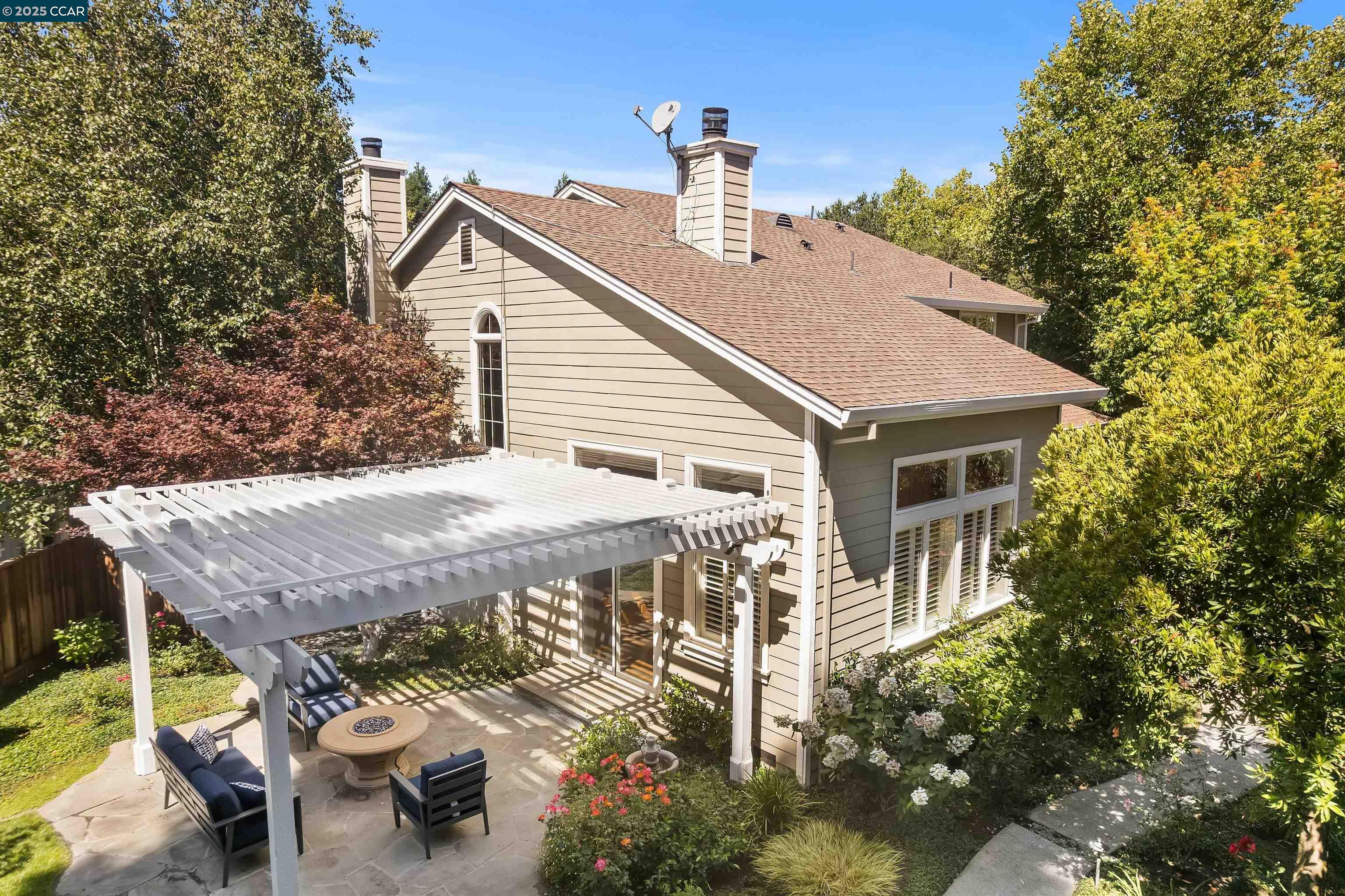 61 Corte Maria, Moraga, California 94556, 5 Bedrooms Bedrooms, 11 Rooms Rooms,3 BathroomsBathrooms,Residential,For Sale,61 Corte Maria,41106699