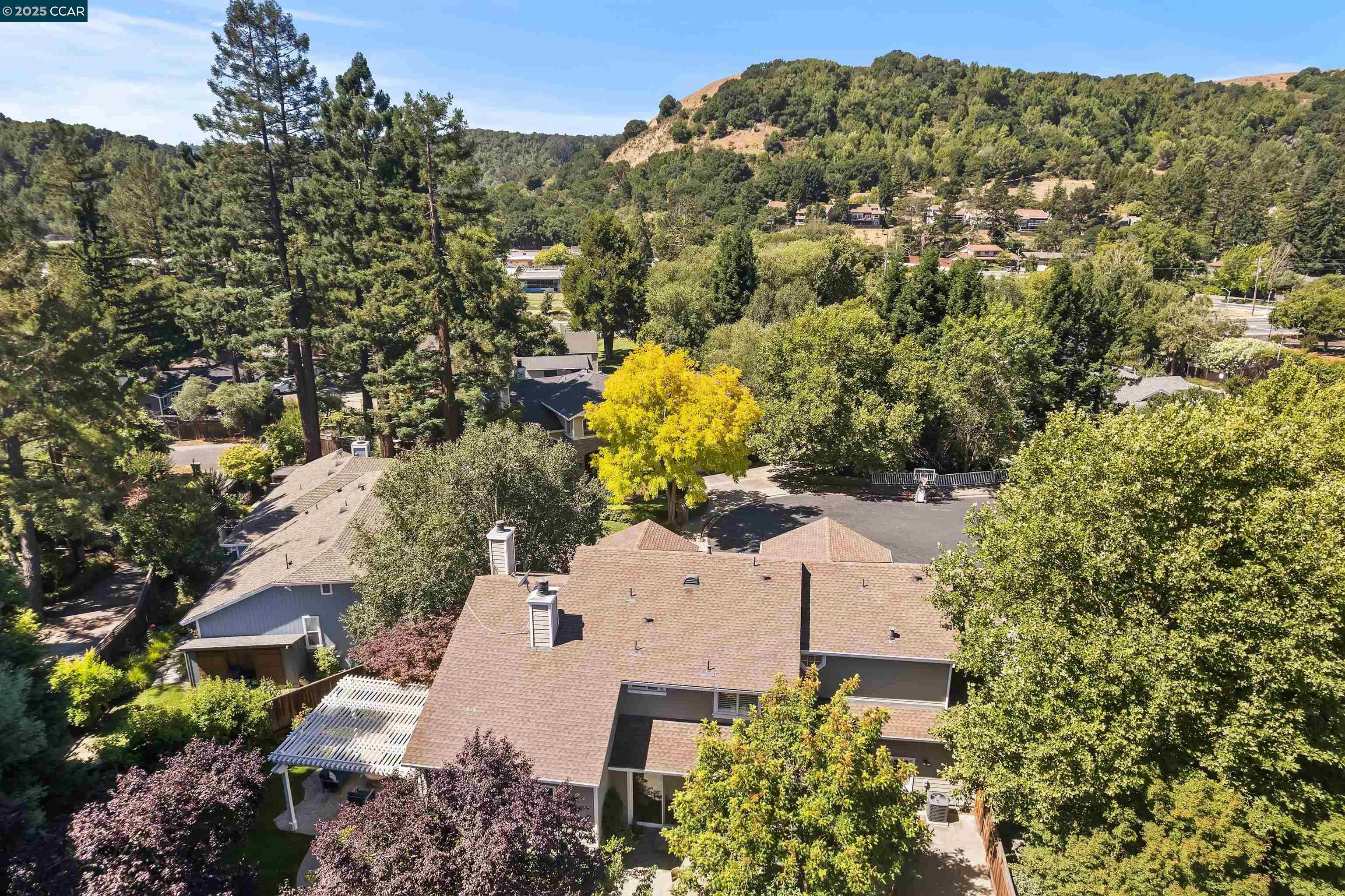 61 Corte Maria, Moraga, California 94556, 5 Bedrooms Bedrooms, 11 Rooms Rooms,3 BathroomsBathrooms,Residential,For Sale,61 Corte Maria,41106699