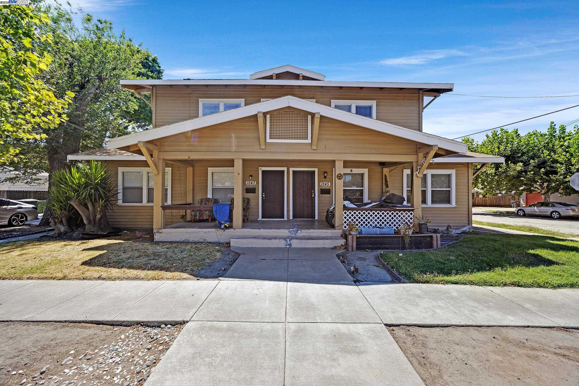 1241 Parker Ave, Tracy, California 95376, ,Residential Income,For Sale,1241 Parker Ave,41106700