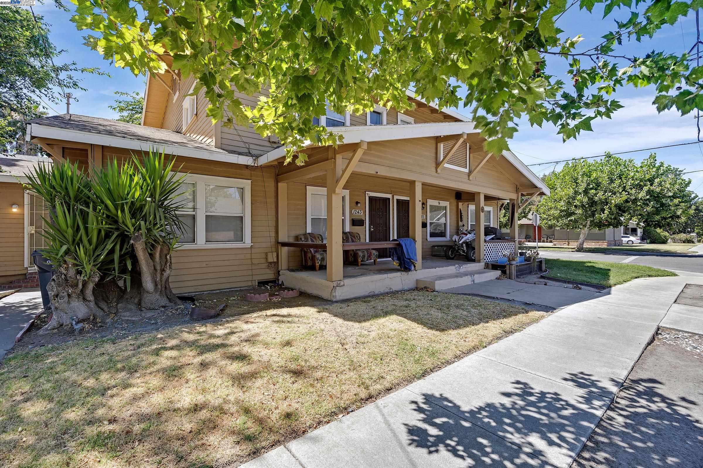 1241 Parker Ave, Tracy, California 95376, ,Residential Income,For Sale,1241 Parker Ave,41106700