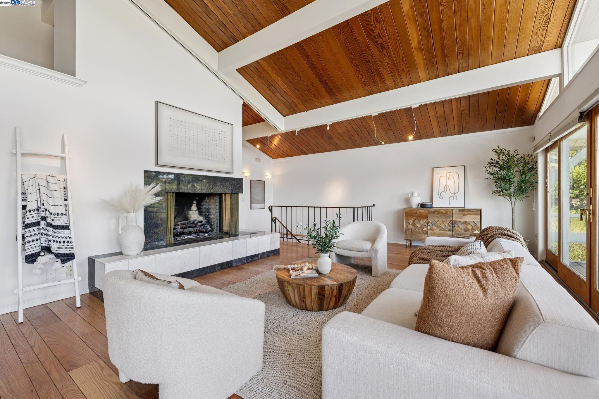 2140 Pullman Ave, Belmont, California 94002, 4 Bedrooms Bedrooms, 9 Rooms Rooms,4 BathroomsBathrooms,Residential,For Sale,2140 Pullman Ave,41106705