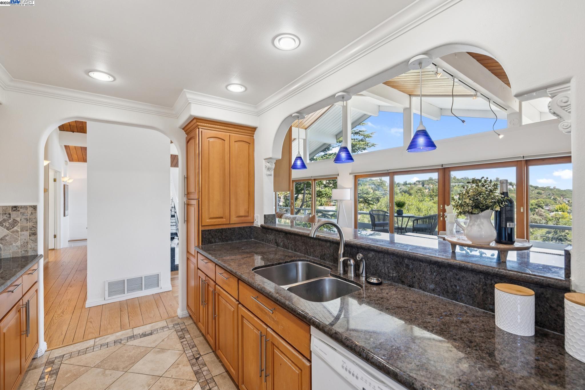 2140 Pullman Ave, Belmont, California 94002, 4 Bedrooms Bedrooms, 9 Rooms Rooms,4 BathroomsBathrooms,Residential,For Sale,2140 Pullman Ave,41106705