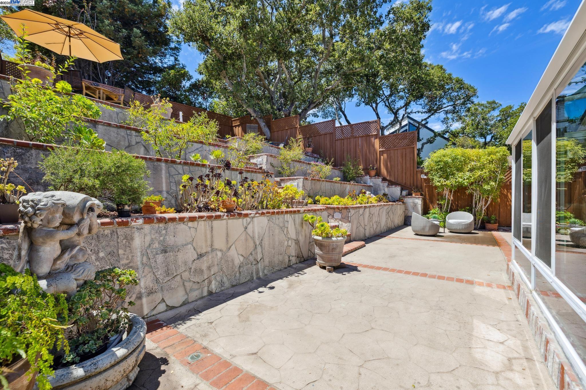 2140 Pullman Ave, Belmont, California 94002, 4 Bedrooms Bedrooms, 9 Rooms Rooms,4 BathroomsBathrooms,Residential,For Sale,2140 Pullman Ave,41106705