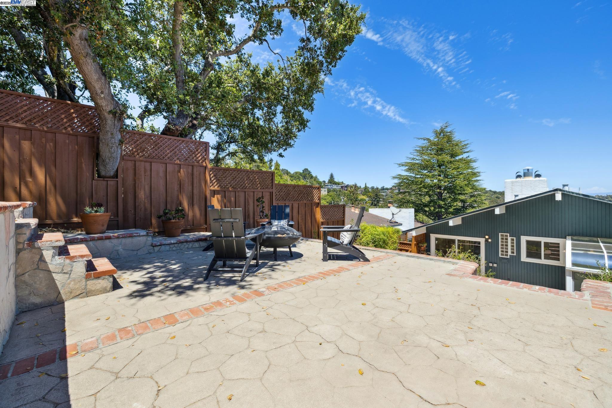 2140 Pullman Ave, Belmont, California 94002, 4 Bedrooms Bedrooms, 9 Rooms Rooms,4 BathroomsBathrooms,Residential,For Sale,2140 Pullman Ave,41106705