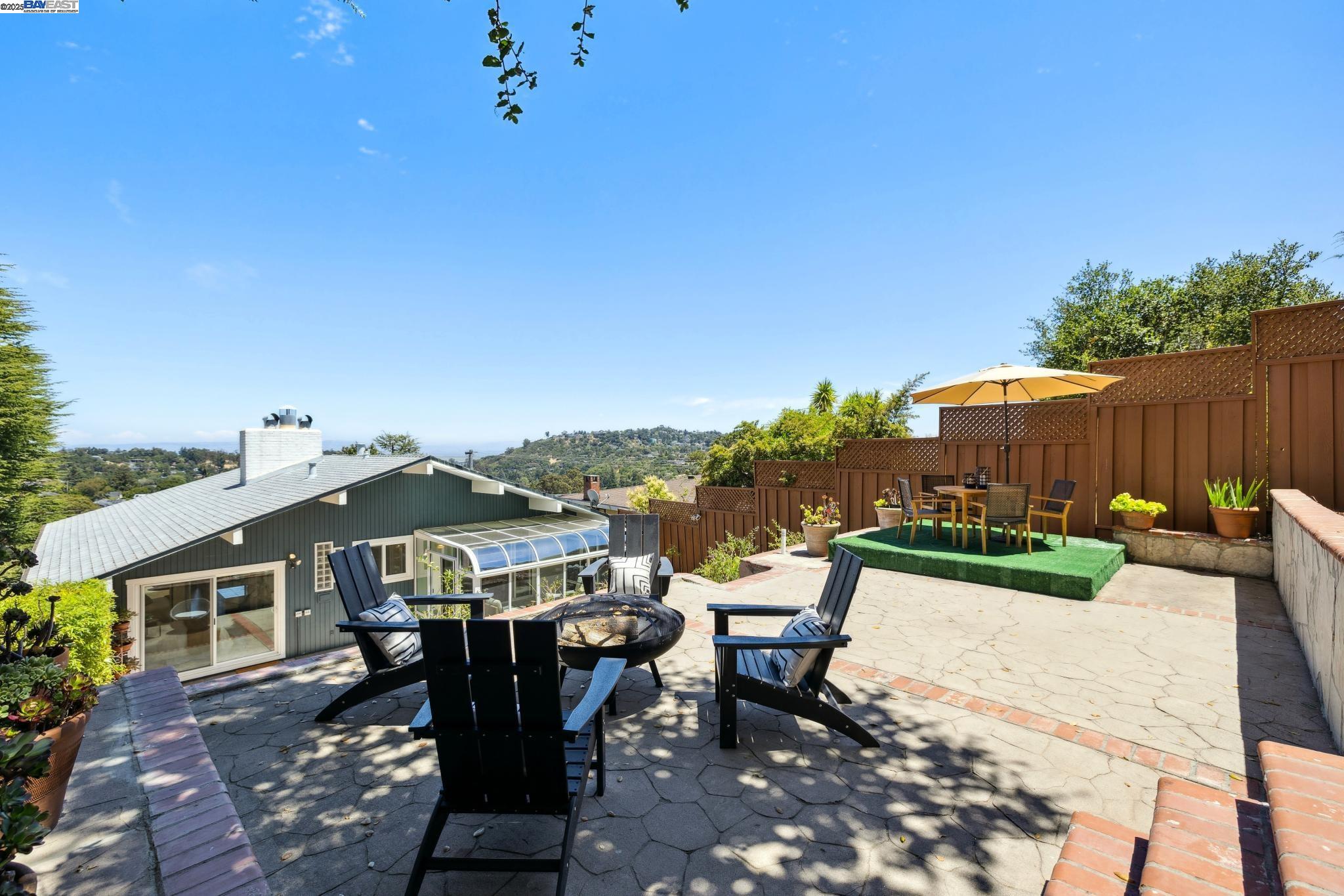 2140 Pullman Ave, Belmont, California 94002, 4 Bedrooms Bedrooms, 9 Rooms Rooms,4 BathroomsBathrooms,Residential,For Sale,2140 Pullman Ave,41106705
