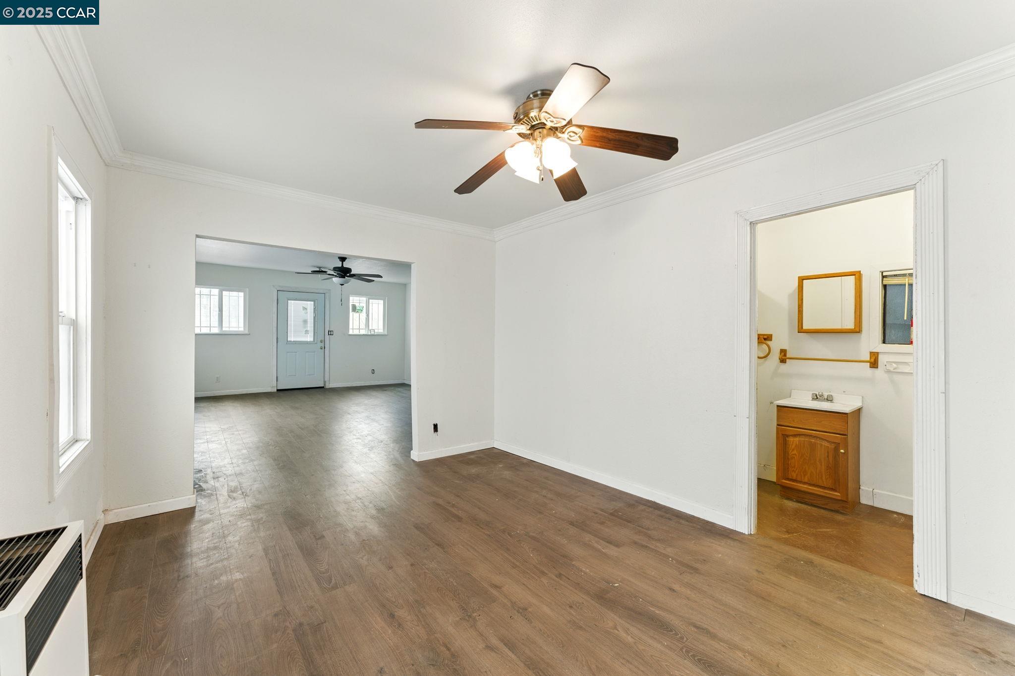2909 Union St, Oakland, California 94608, 3 Bedrooms Bedrooms, 4 Rooms Rooms,2 BathroomsBathrooms,Residential,For Sale,2909 Union St,41106707