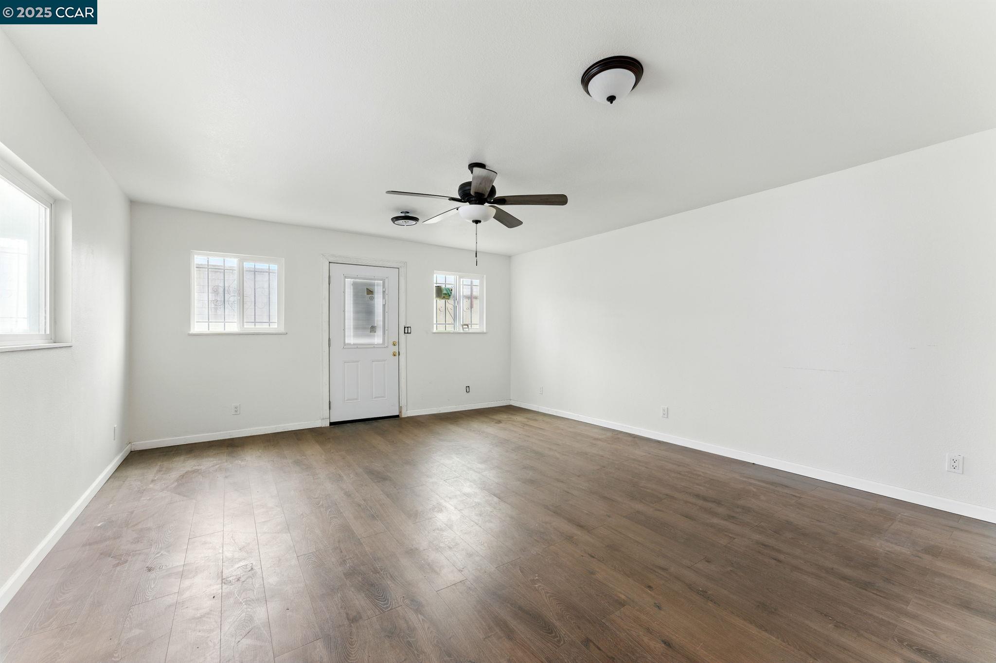 2909 Union St, Oakland, California 94608, 3 Bedrooms Bedrooms, 4 Rooms Rooms,2 BathroomsBathrooms,Residential,For Sale,2909 Union St,41106707