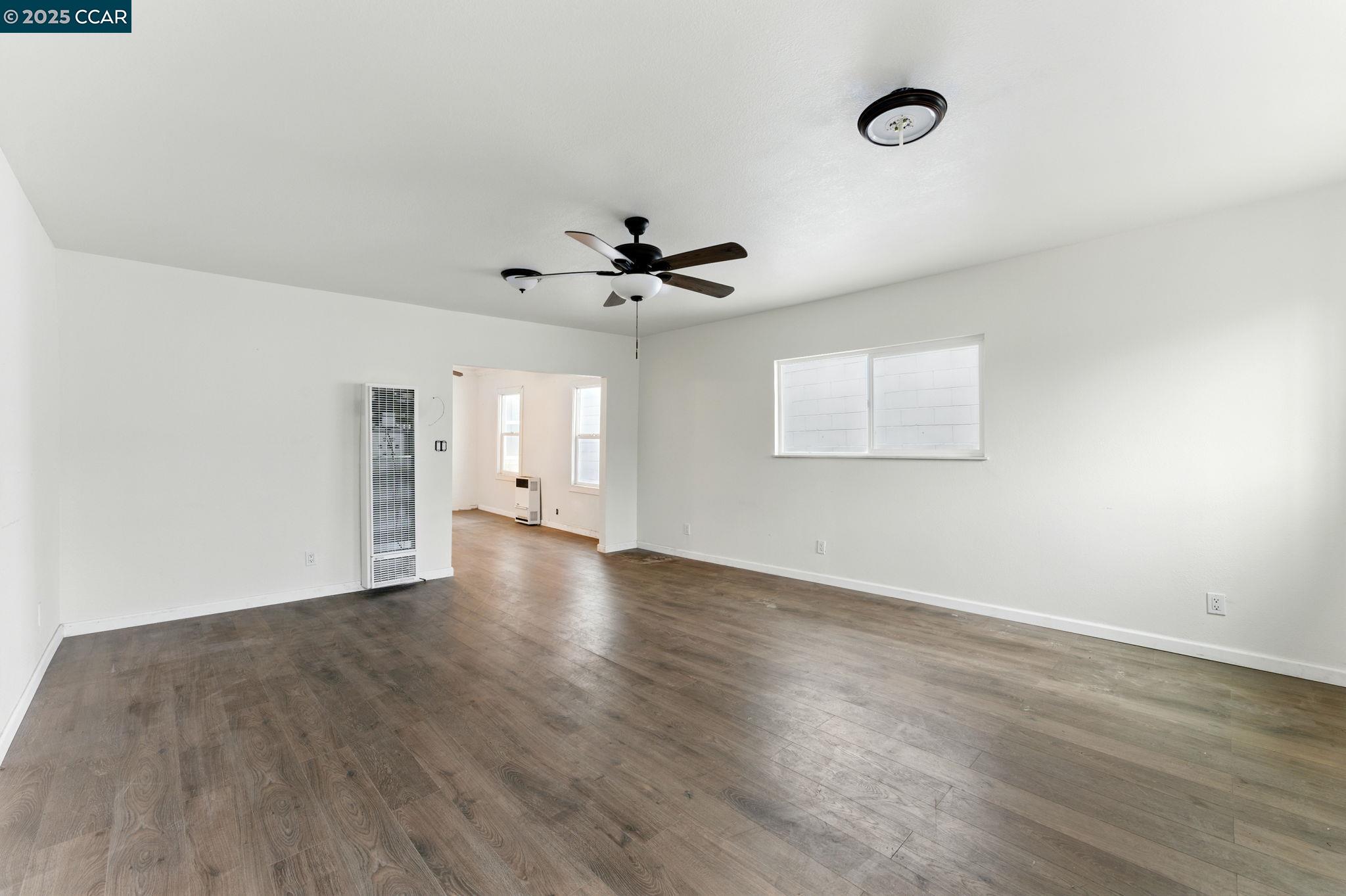 2909 Union St, Oakland, California 94608, 3 Bedrooms Bedrooms, 4 Rooms Rooms,2 BathroomsBathrooms,Residential,For Sale,2909 Union St,41106707
