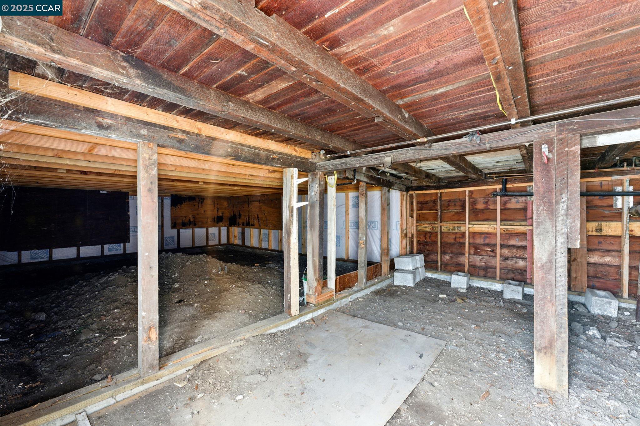 2909 Union St, Oakland, California 94608, 3 Bedrooms Bedrooms, 4 Rooms Rooms,2 BathroomsBathrooms,Residential,For Sale,2909 Union St,41106707
