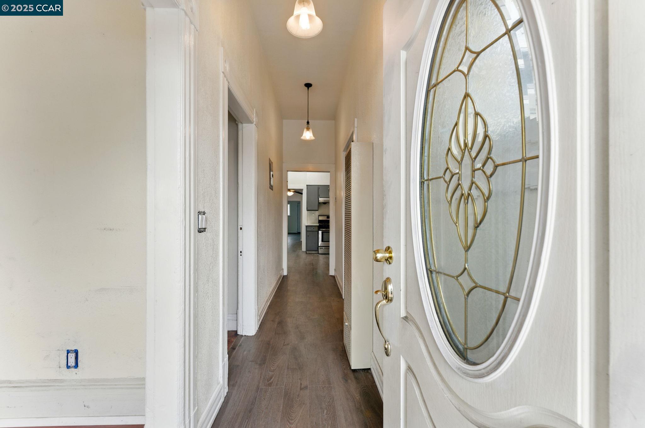 2909 Union St, Oakland, California 94608, 3 Bedrooms Bedrooms, 4 Rooms Rooms,2 BathroomsBathrooms,Residential,For Sale,2909 Union St,41106707