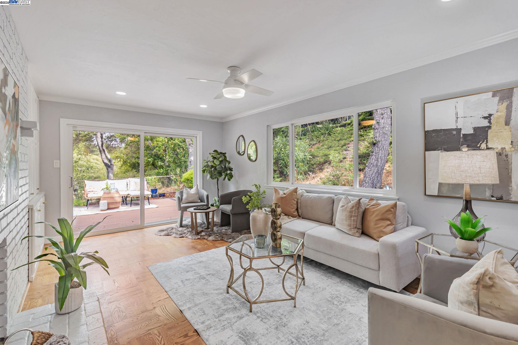 740 Dalehurst, San Mateo, California 94403, 3 Bedrooms Bedrooms, 7 Rooms Rooms,2 BathroomsBathrooms,Residential,For Sale,740 Dalehurst,41106708