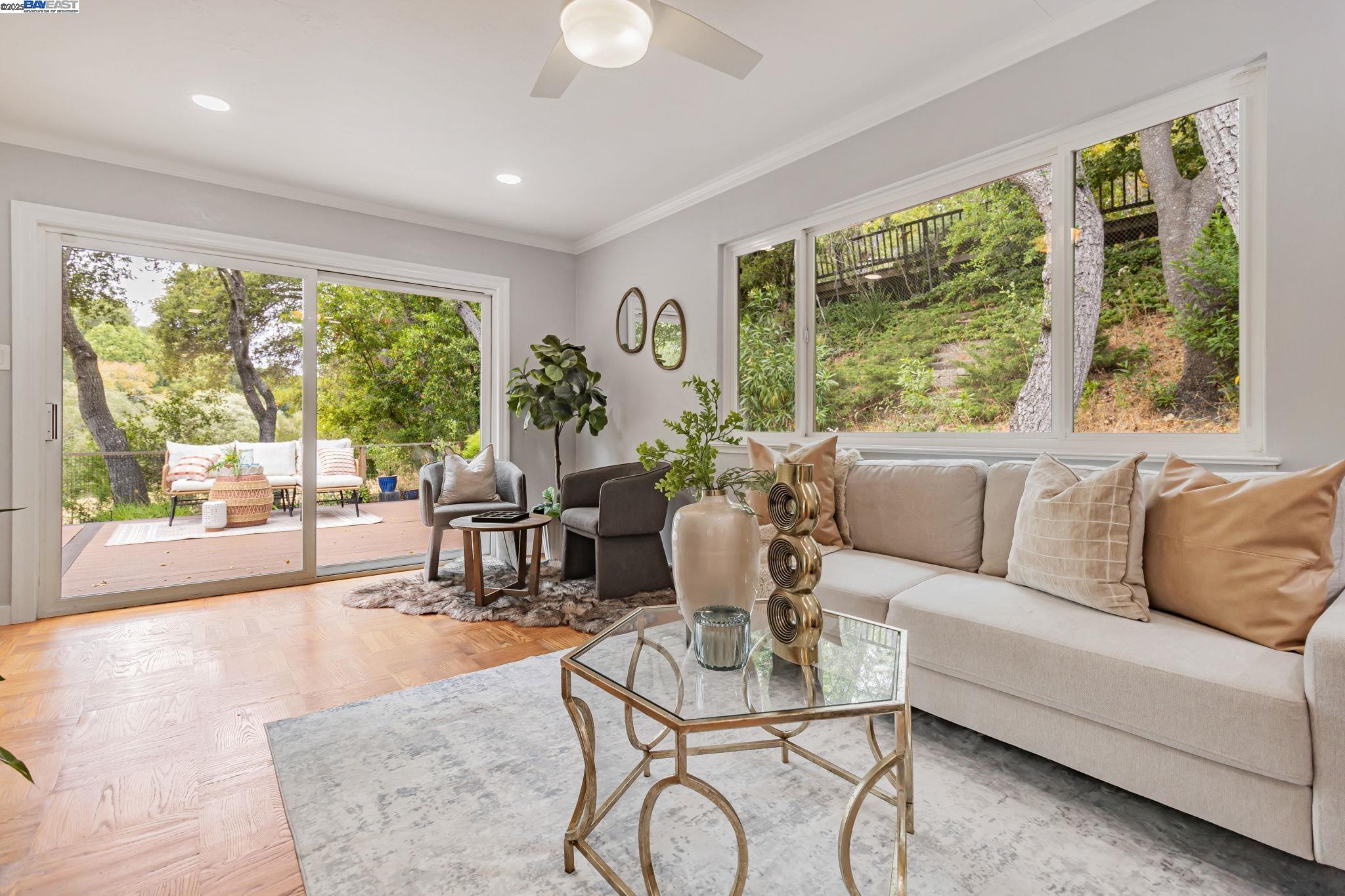 740 Dalehurst, San Mateo, California 94403, 3 Bedrooms Bedrooms, 7 Rooms Rooms,2 BathroomsBathrooms,Residential,For Sale,740 Dalehurst,41106708