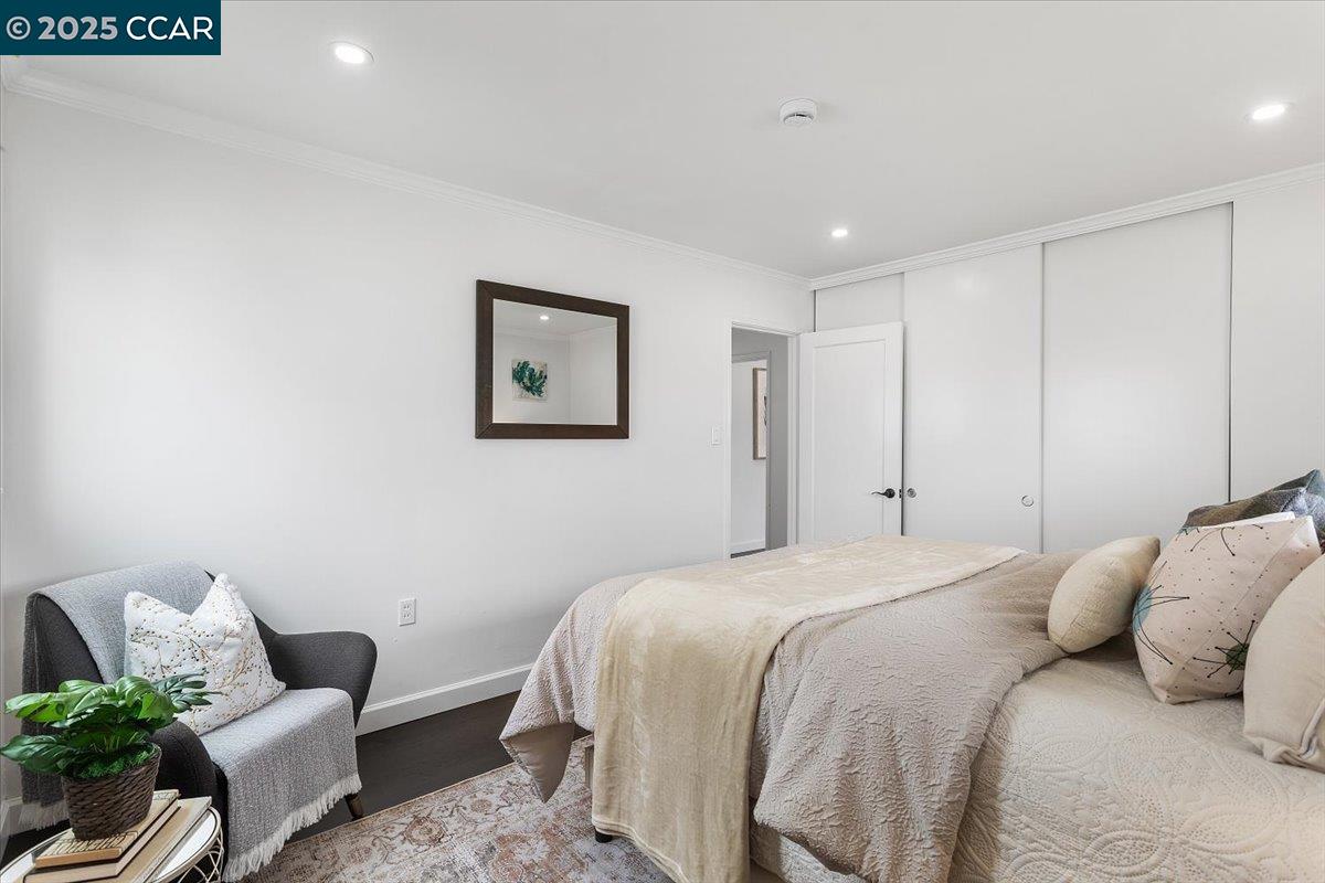 17246 Via La Jolla, San Lorenzo, California 94580, 3 Bedrooms Bedrooms, 6 Rooms Rooms,1 BathroomBathrooms,Residential,For Sale,17246 Via La Jolla,41106709