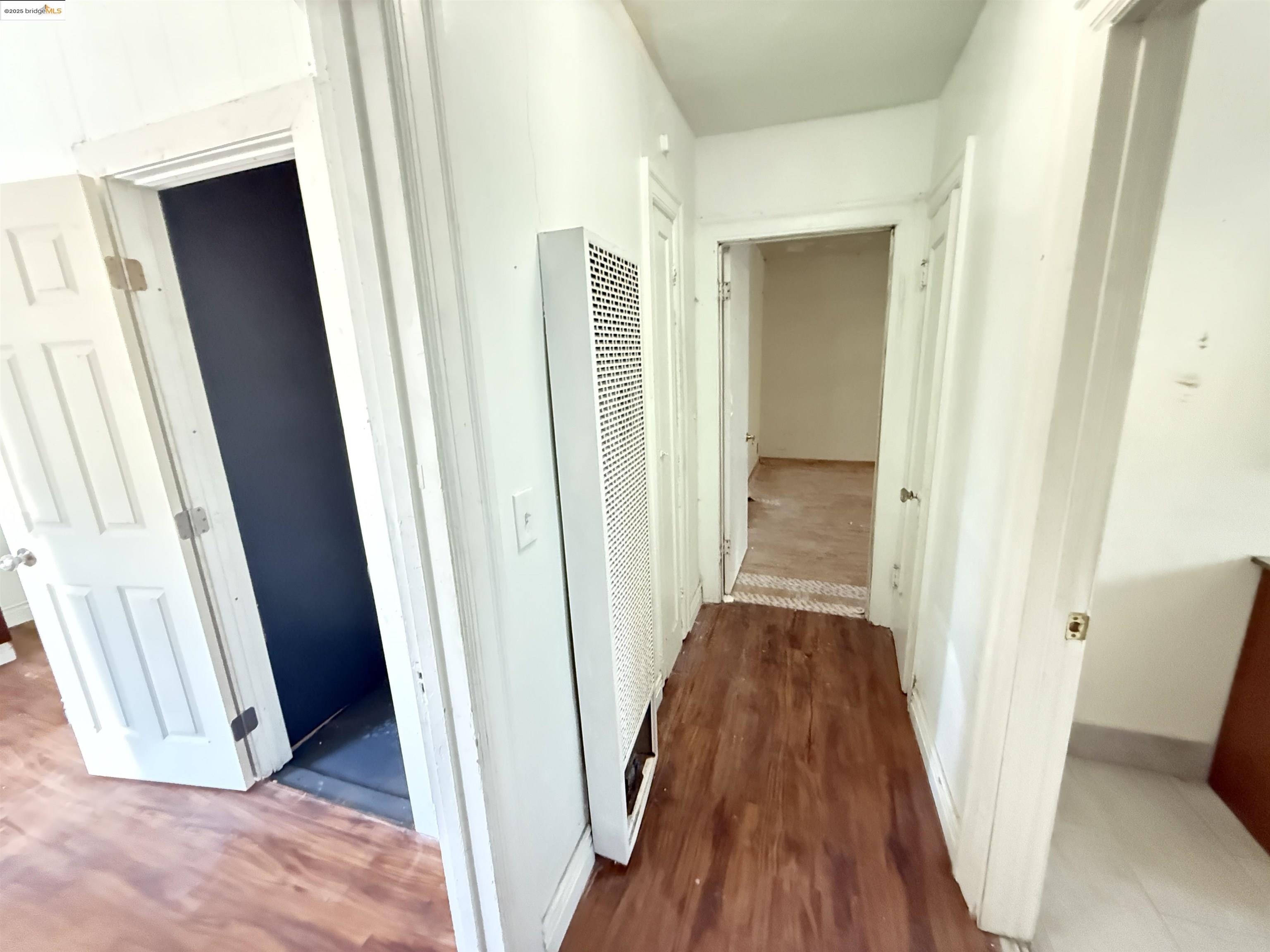 9524 Thermal St, Oakland, California 94605, 2 Bedrooms Bedrooms, 6 Rooms Rooms,1 BathroomBathrooms,Residential,For Sale,9524 Thermal St,41106711