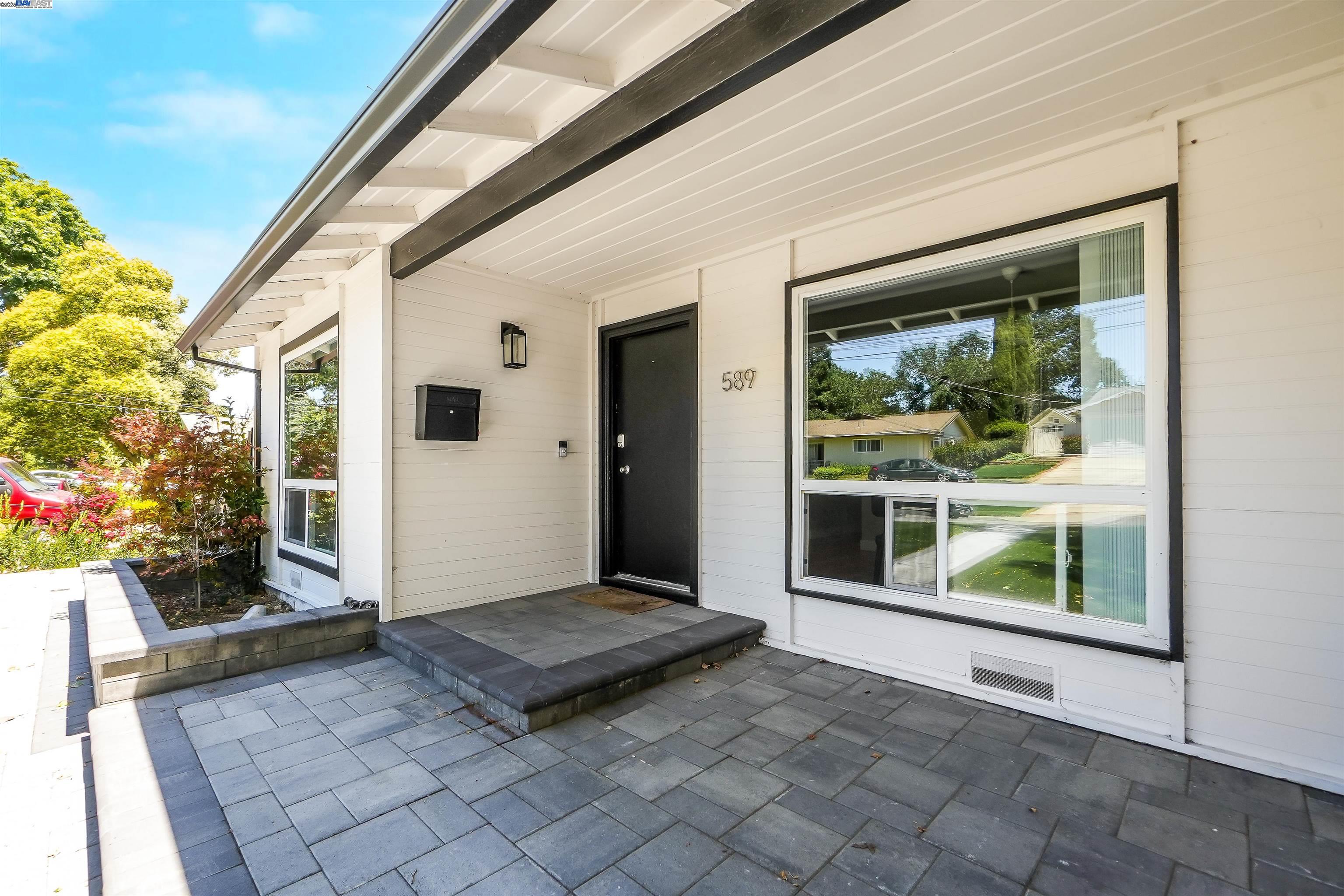 589 Maureen Ln, Pleasant Hill, California 94523, 3 Bedrooms Bedrooms, 8 Rooms Rooms,2 BathroomsBathrooms,Residential,For Sale,589 Maureen Ln,41106713