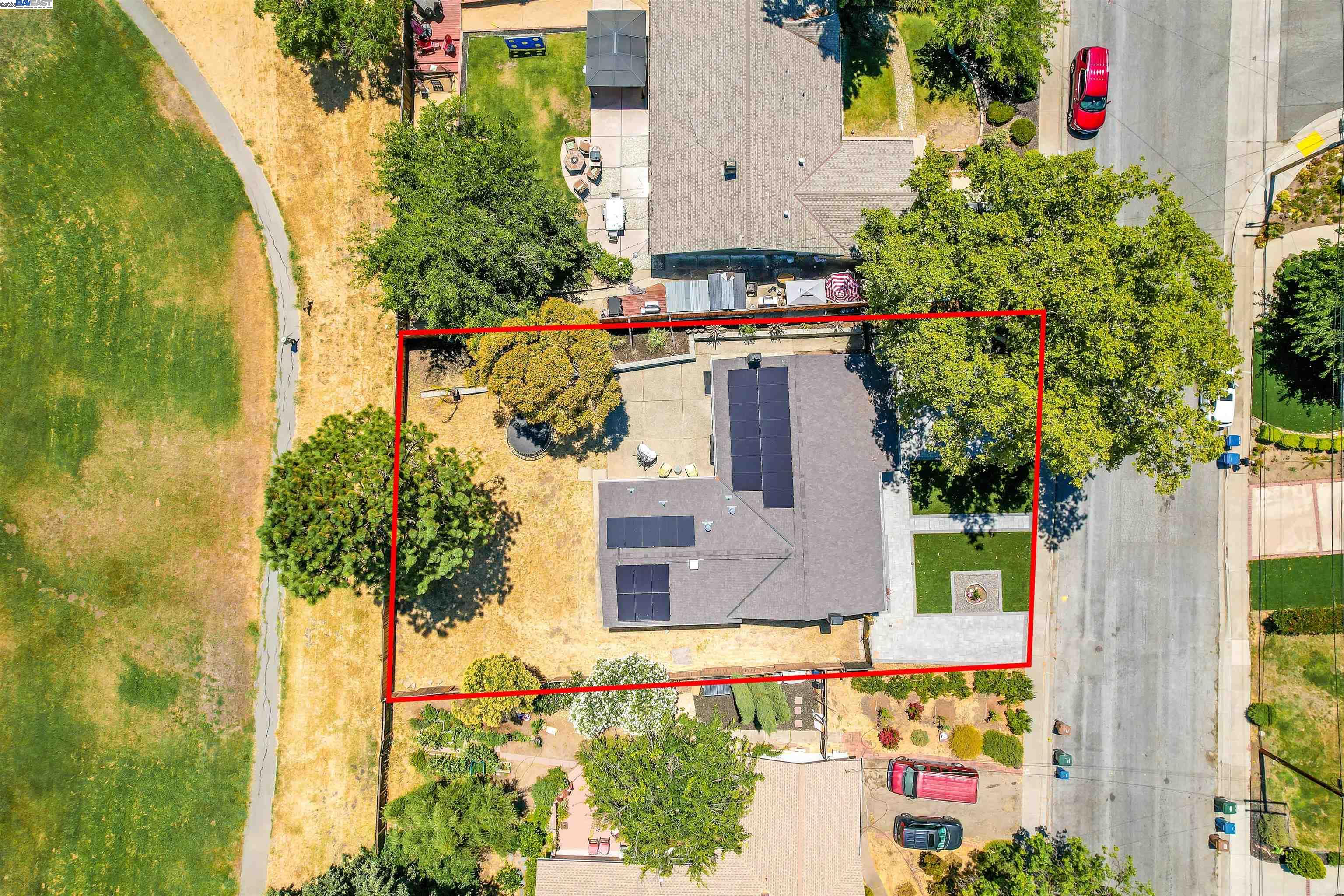 589 Maureen Ln, Pleasant Hill, California 94523, 3 Bedrooms Bedrooms, 8 Rooms Rooms,2 BathroomsBathrooms,Residential,For Sale,589 Maureen Ln,41106713