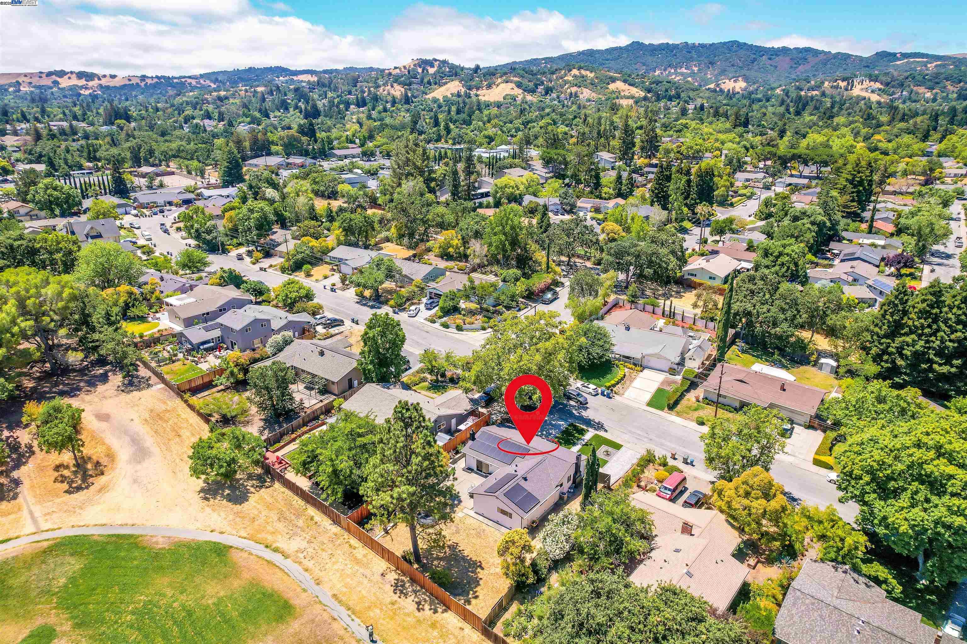589 Maureen Ln, Pleasant Hill, California 94523, 3 Bedrooms Bedrooms, 8 Rooms Rooms,2 BathroomsBathrooms,Residential,For Sale,589 Maureen Ln,41106713