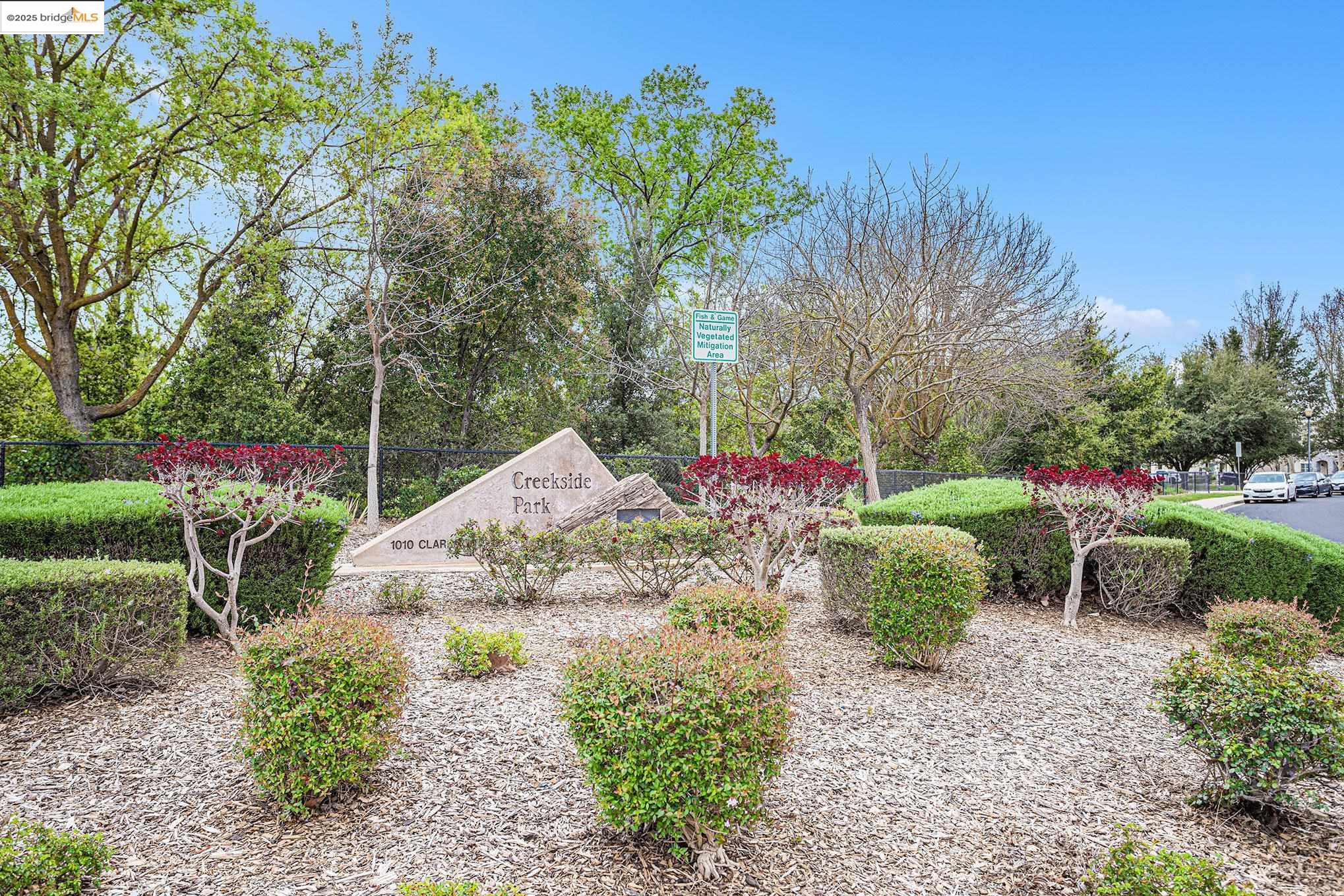 126 Moss Hollow Ct, Brentwood, California 94513, 3 Bedrooms Bedrooms, 9 Rooms Rooms,2 BathroomsBathrooms,Residential,For Sale,126 Moss Hollow Ct,41106717