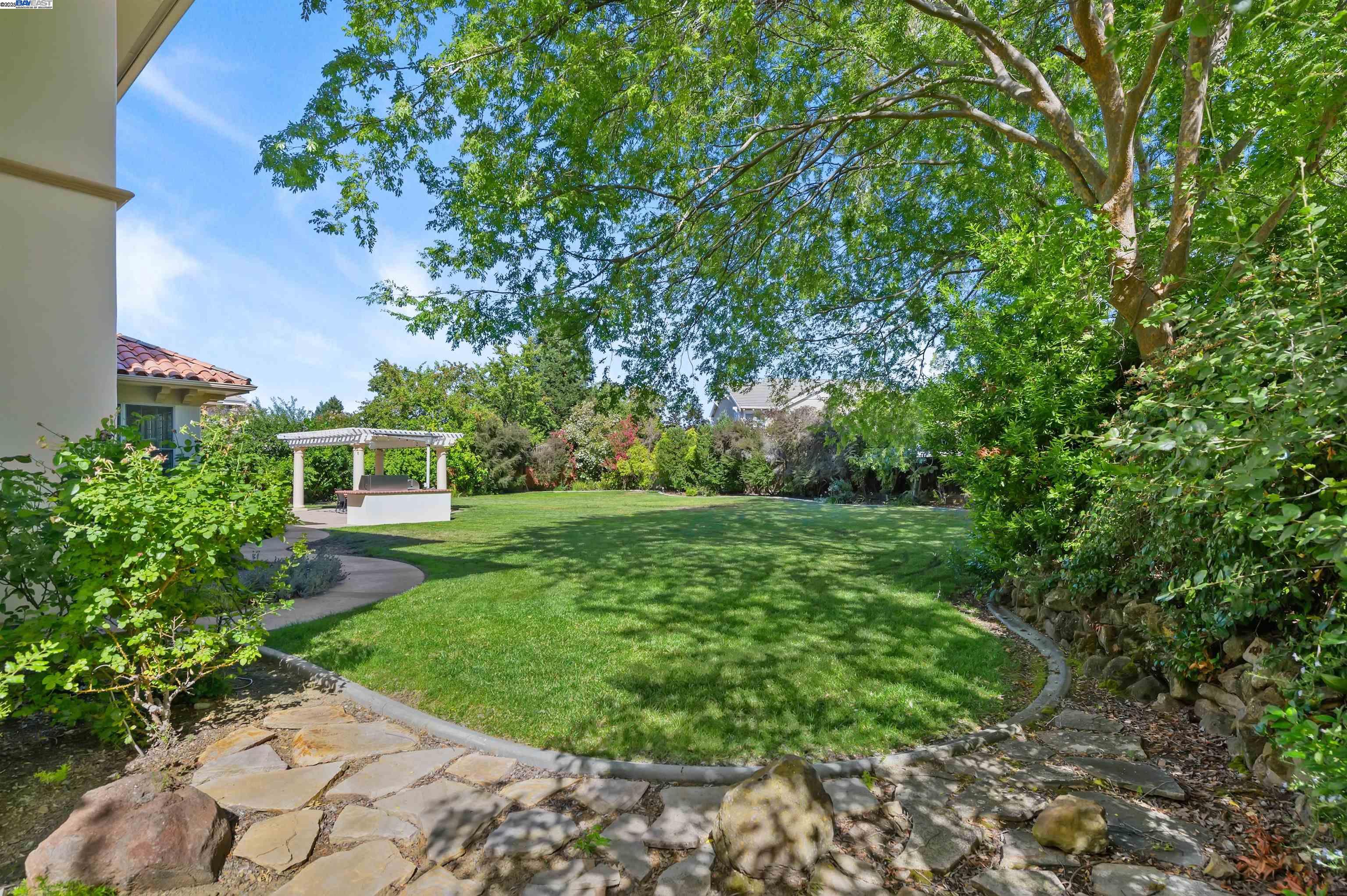 Detail Gallery Image 35 of 40 For 1655 Orvieto Ct, Pleasanton,  CA 94566 - 4 Beds | 3/1 Baths