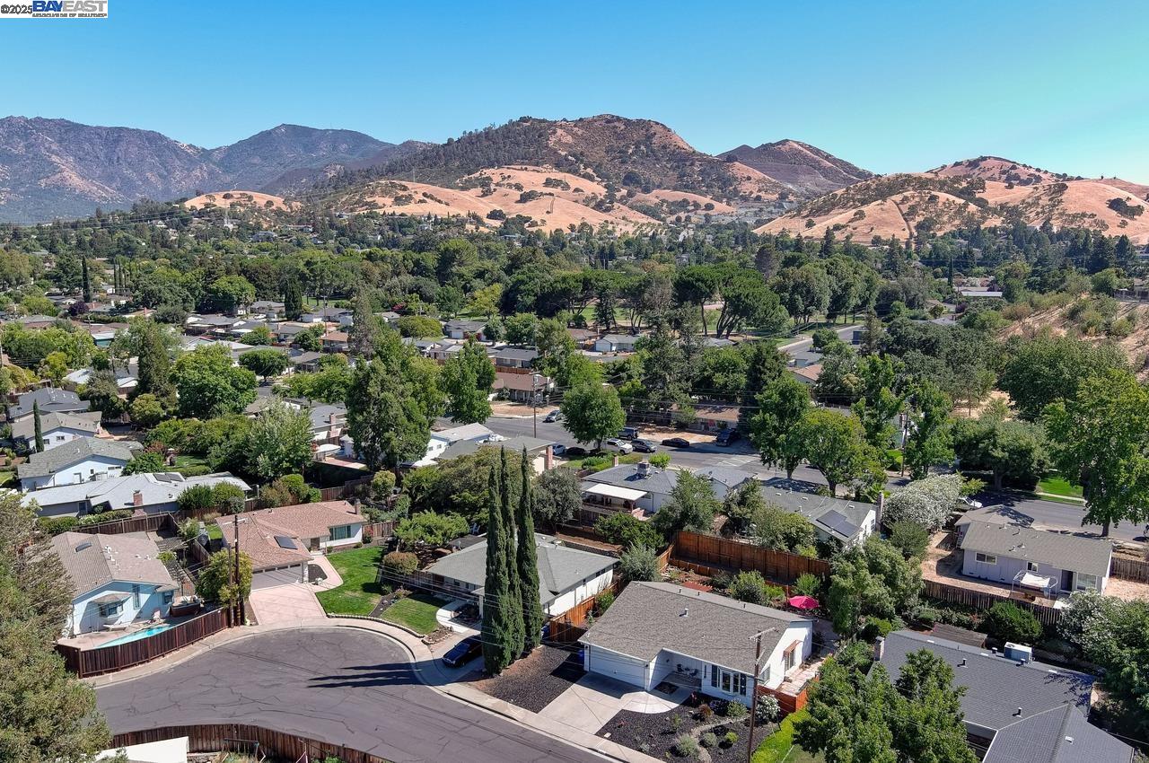 5508 Connecticut Dr, Concord, California 94521, 3 Bedrooms Bedrooms, 5 Rooms Rooms,2 BathroomsBathrooms,Residential,For Sale,5508 Connecticut Dr,41106722