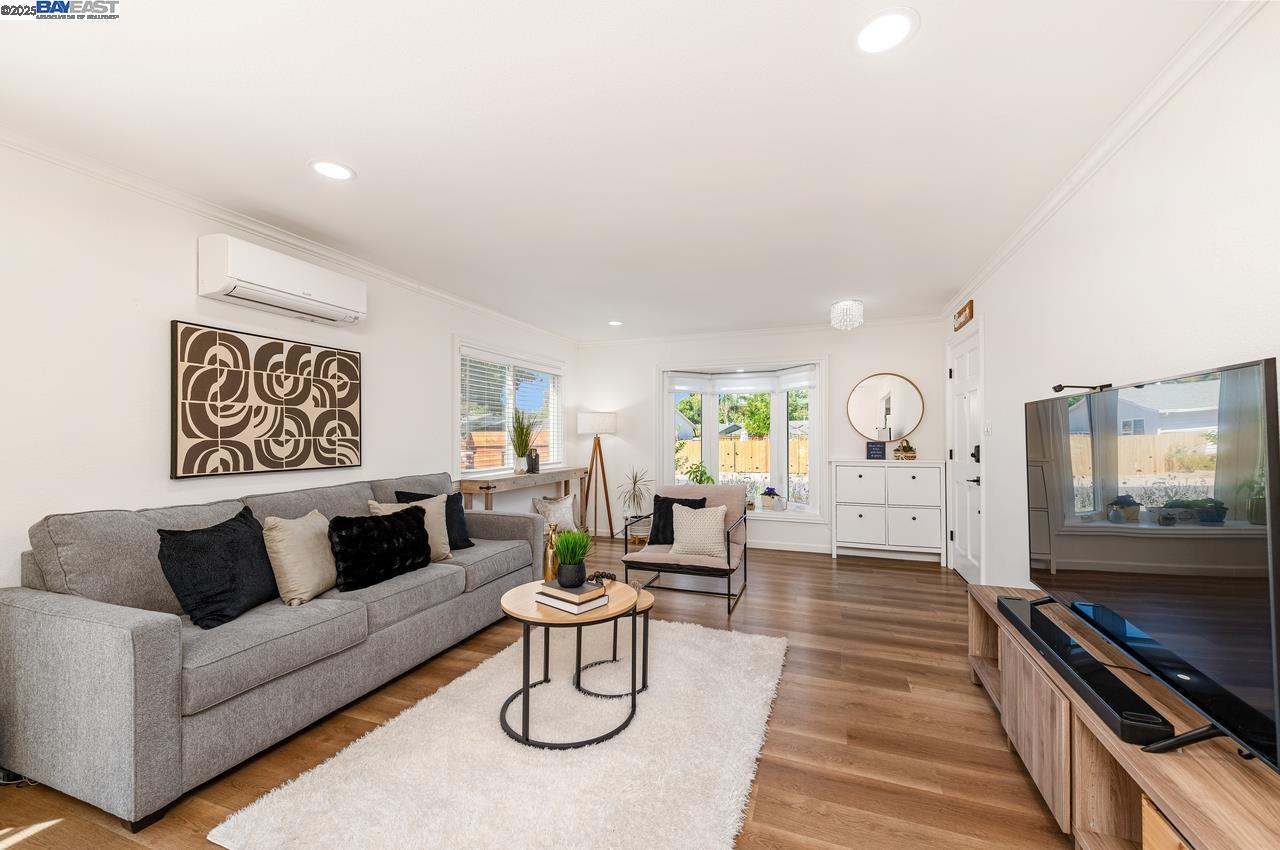 5508 Connecticut Dr, Concord, California 94521, 3 Bedrooms Bedrooms, 5 Rooms Rooms,2 BathroomsBathrooms,Residential,For Sale,5508 Connecticut Dr,41106722