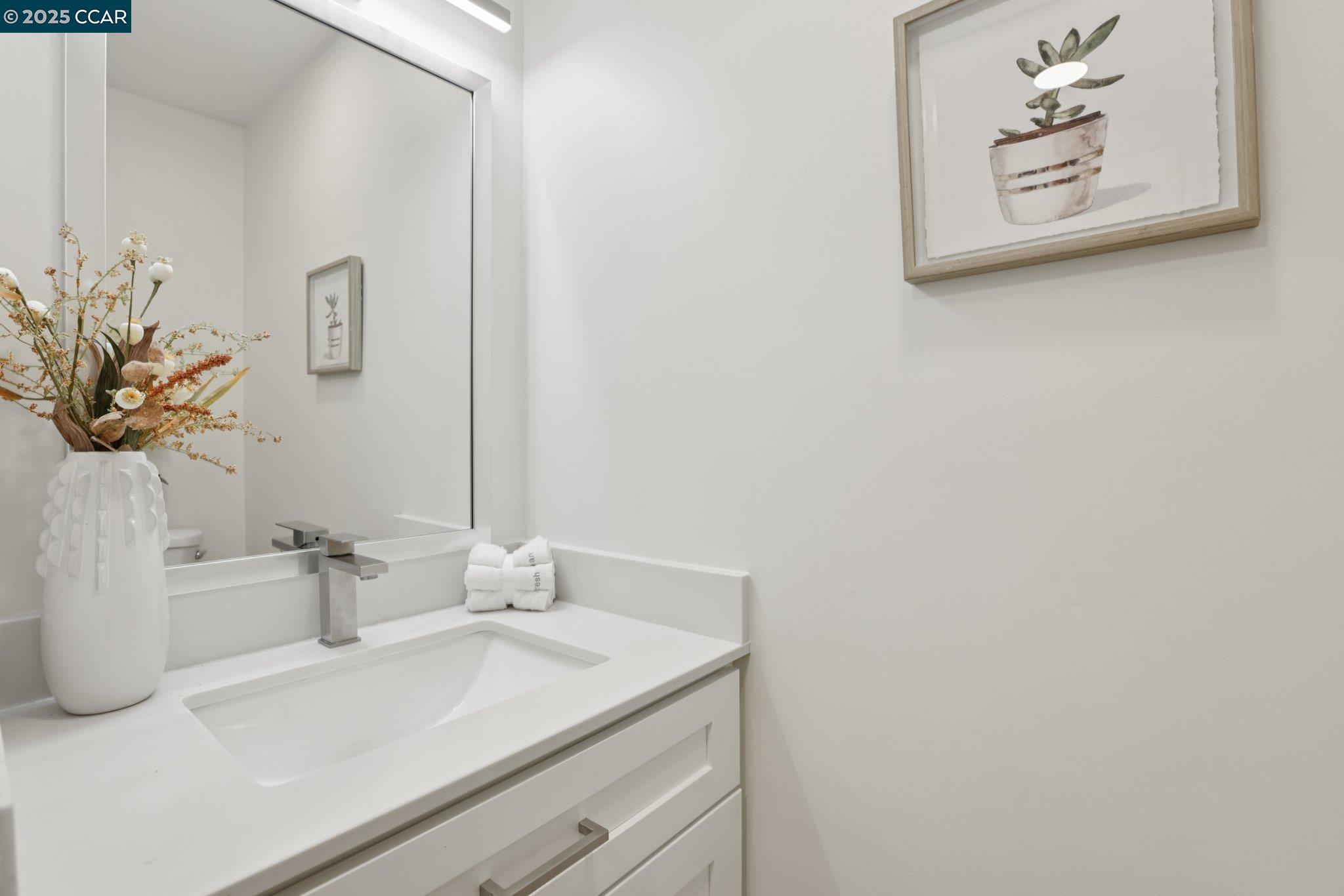 1422 Camino Peral, Moraga, California 94556, 3 Bedrooms Bedrooms, 8 Rooms Rooms,2 BathroomsBathrooms,Residential,For Sale,1422 Camino Peral,41106724